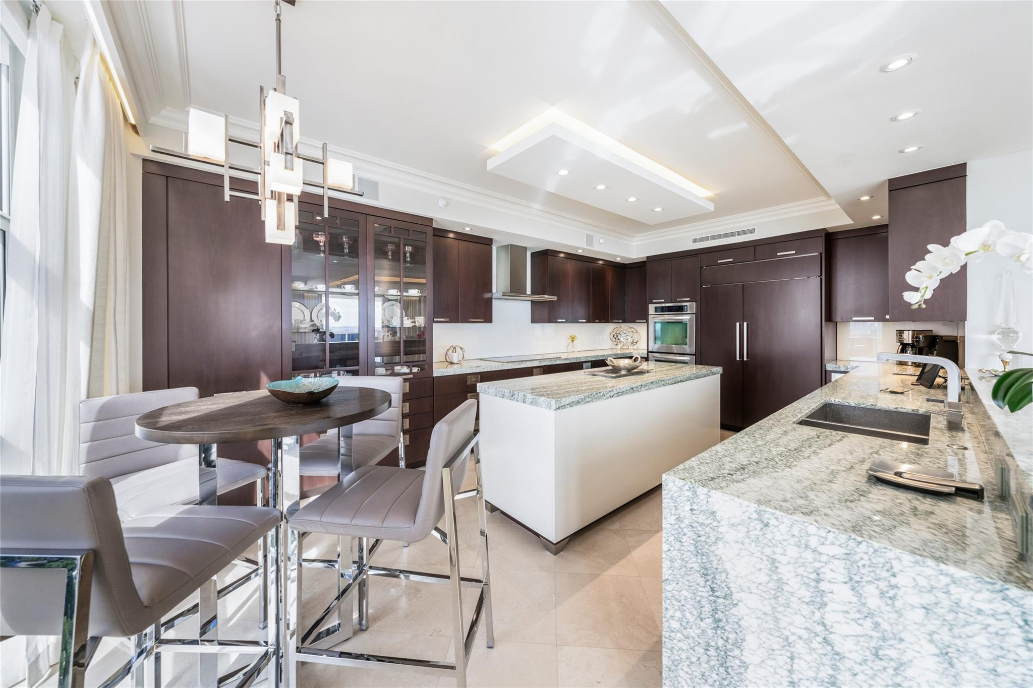 LHERMITAGE II CONDOMINIUM - Residential Lease