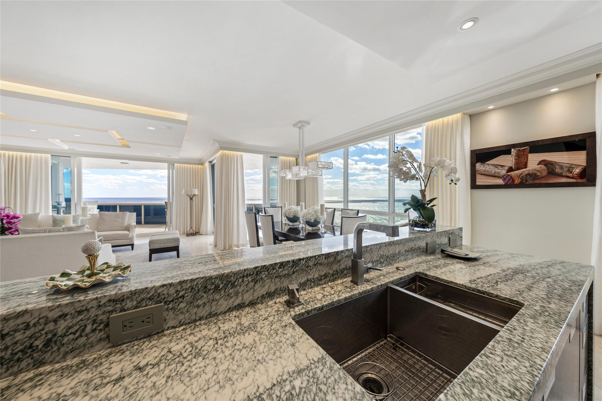 LHERMITAGE II CONDOMINIUM - Residential Lease