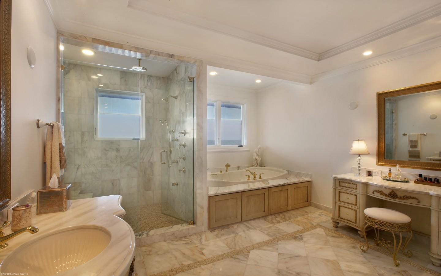 SAILFISH POINT PLAT 13 - Residential