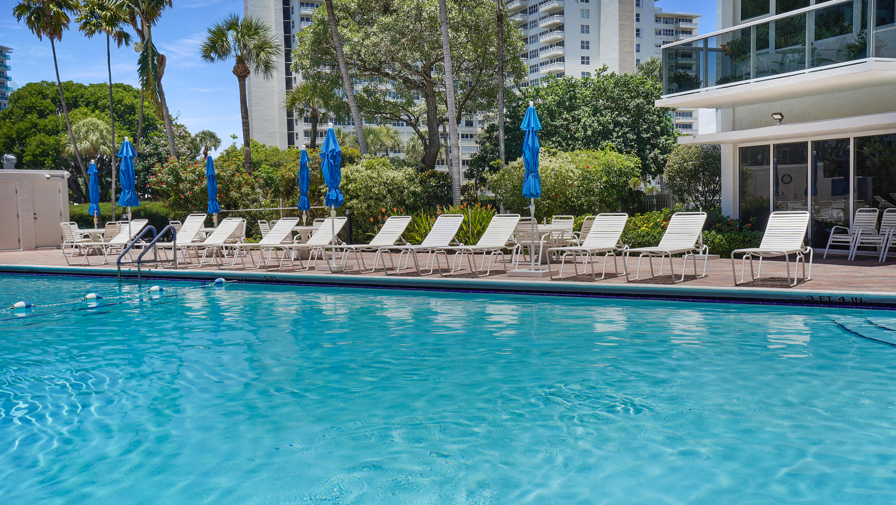 Coral Ridge Towers East - Residential