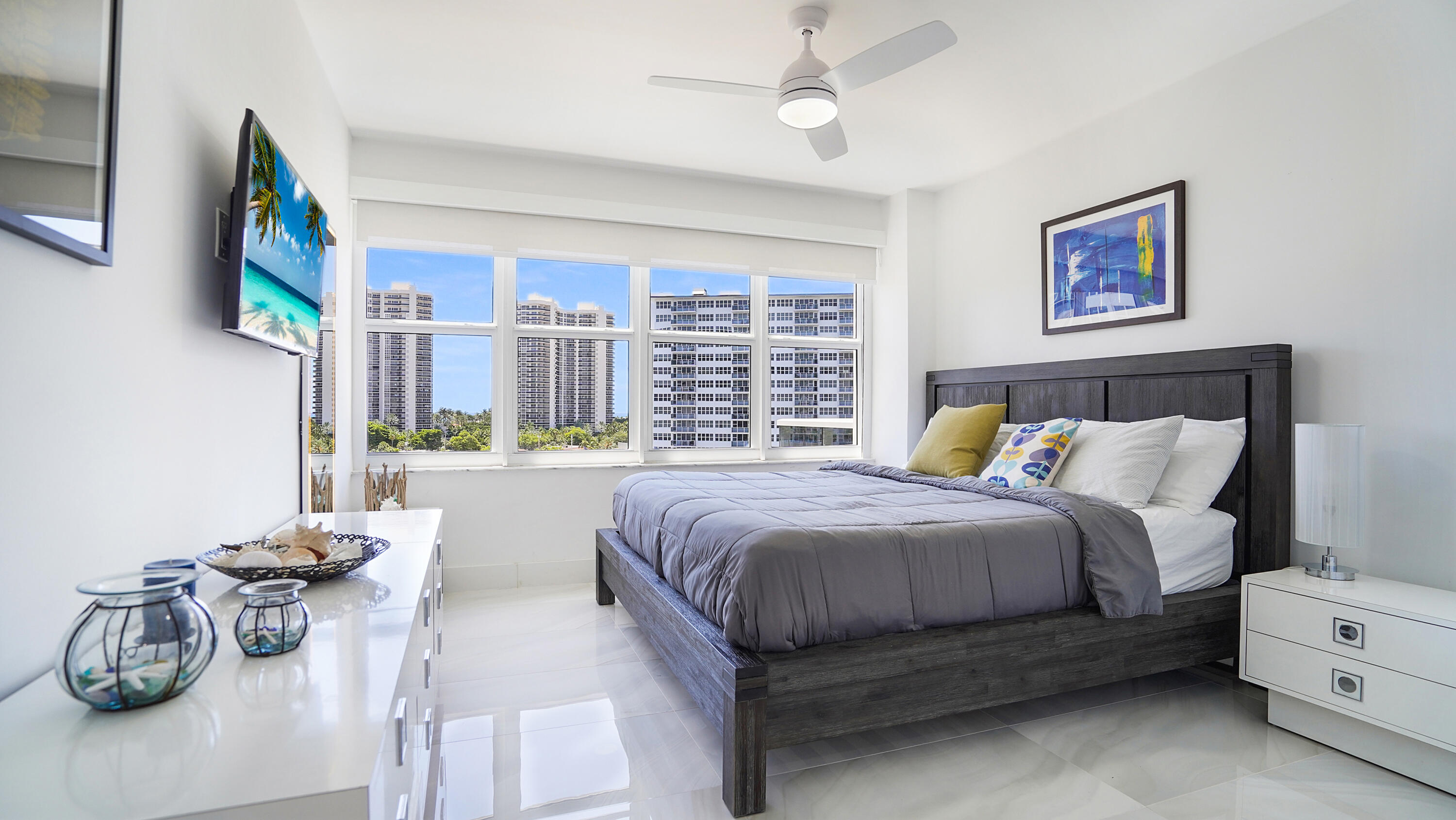 Coral Ridge Towers East - Residential