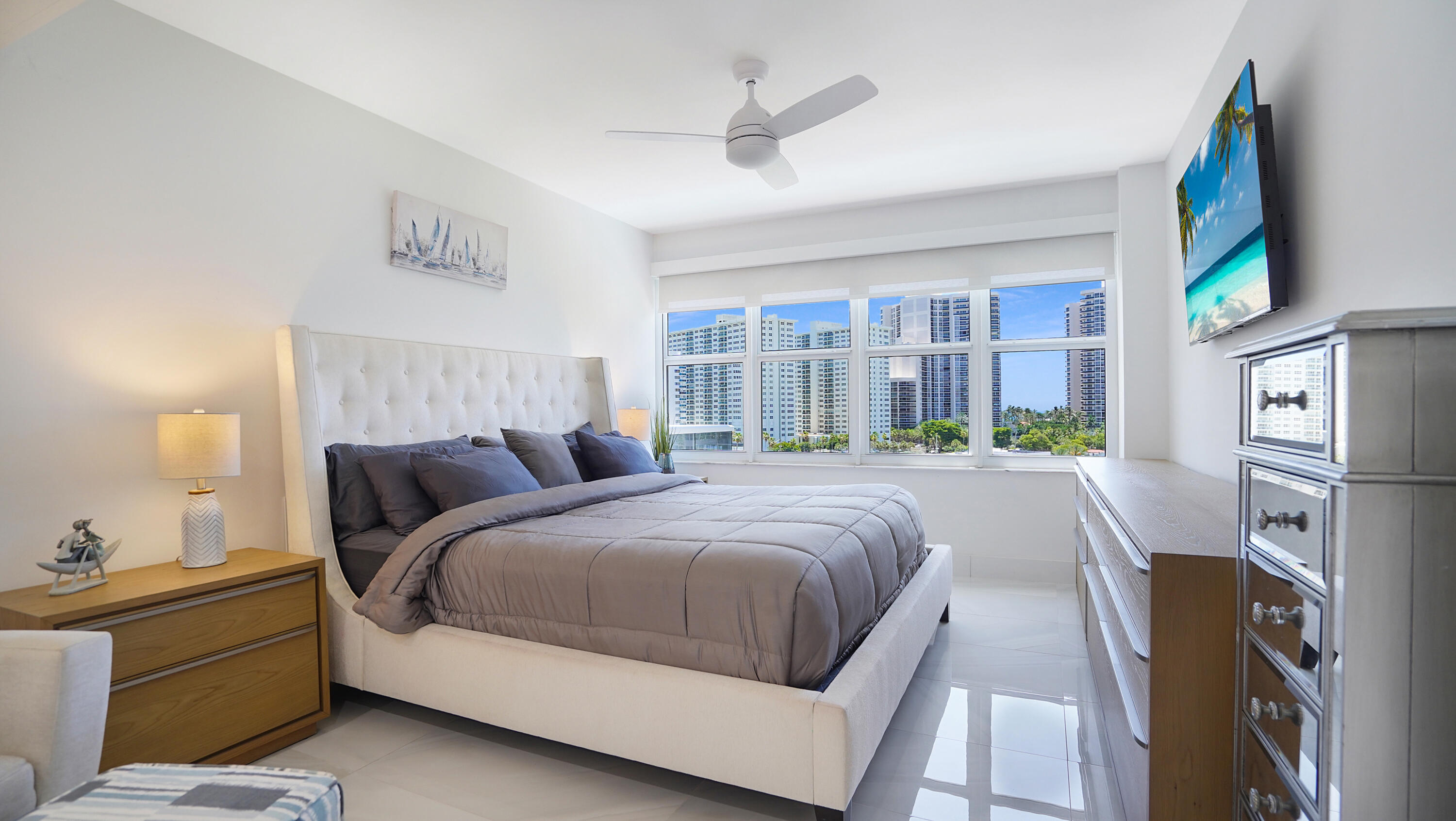 Coral Ridge Towers East - Residential