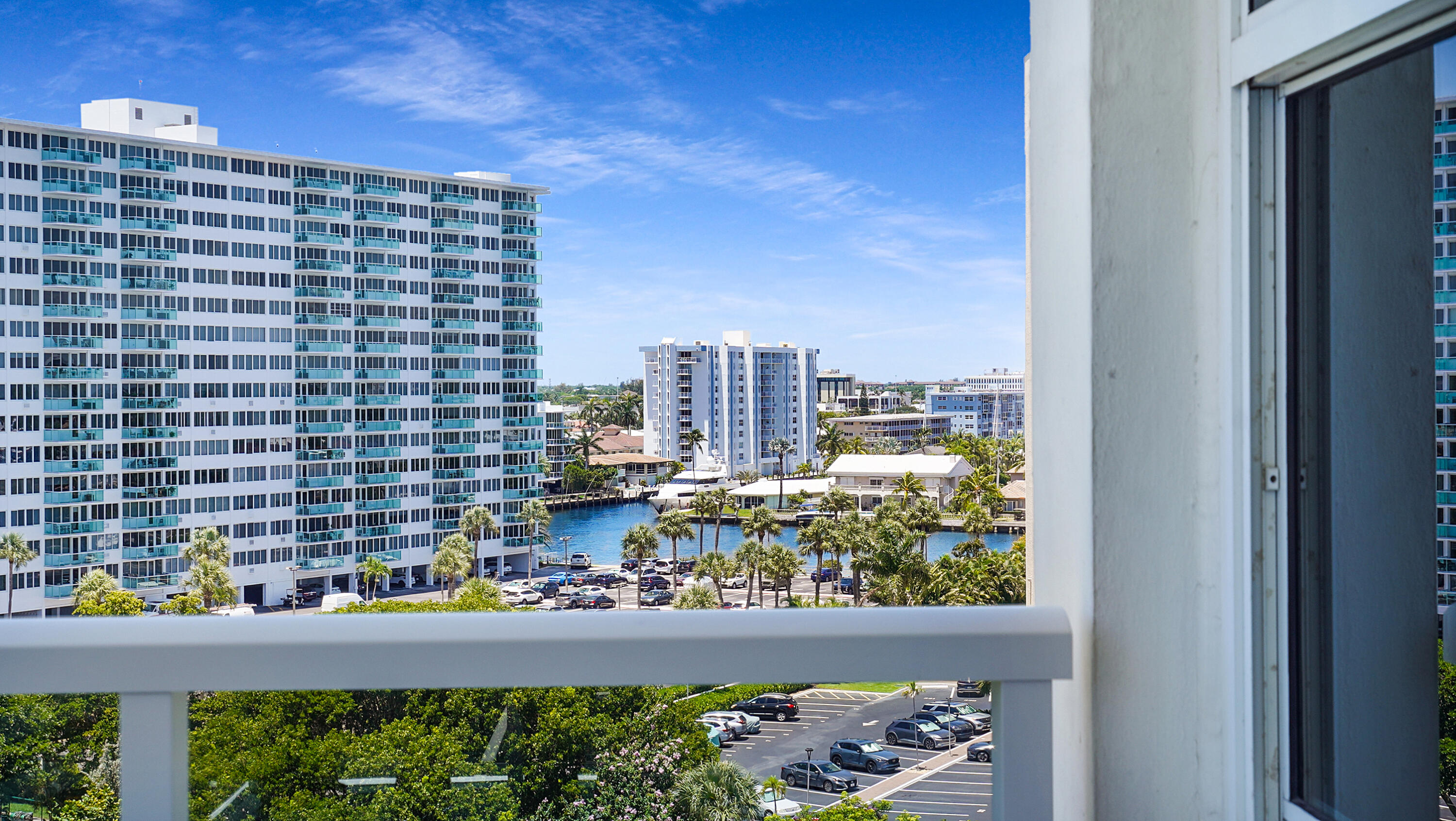 Coral Ridge Towers East - Residential