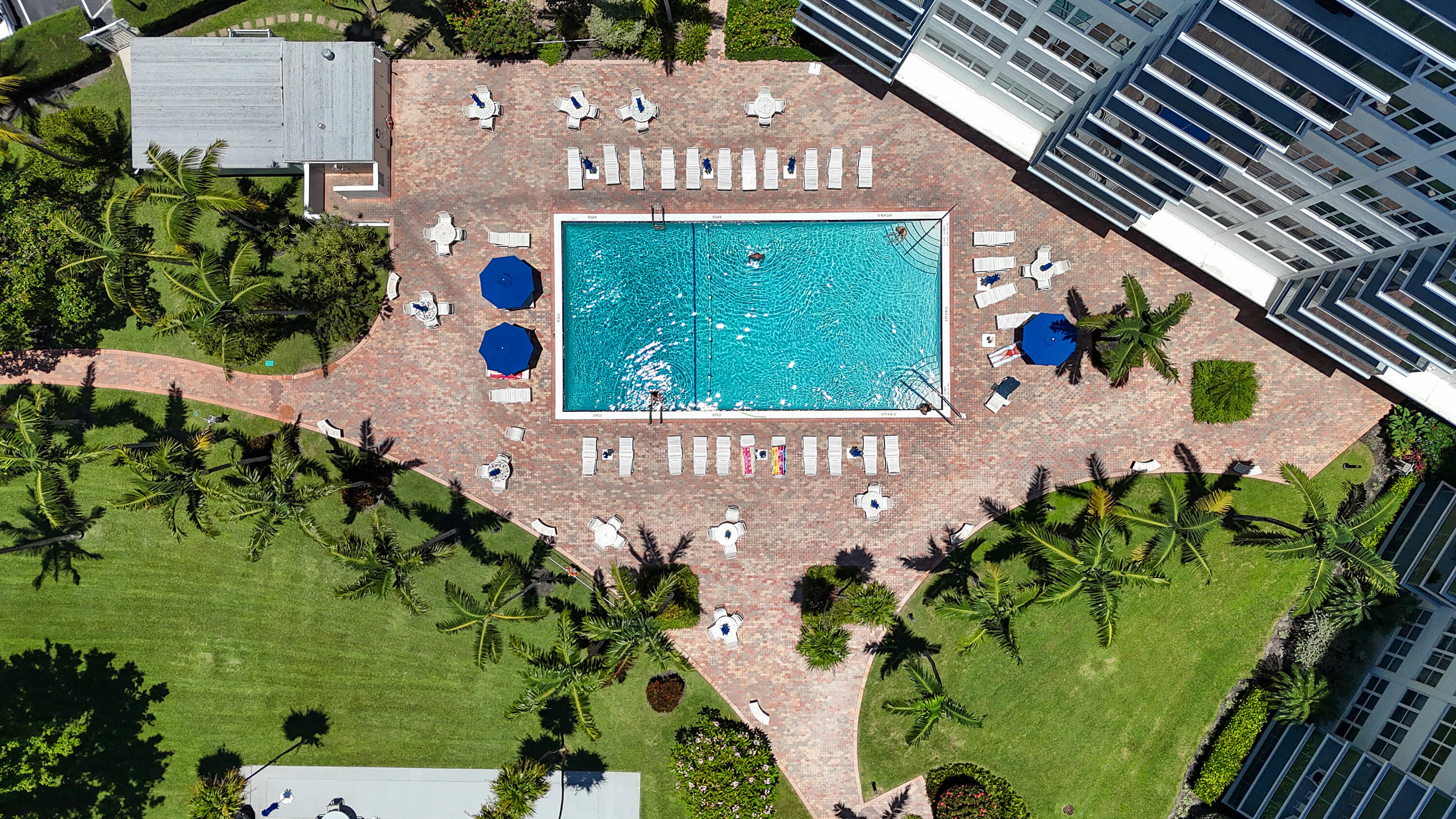 Coral Ridge Towers East - Residential