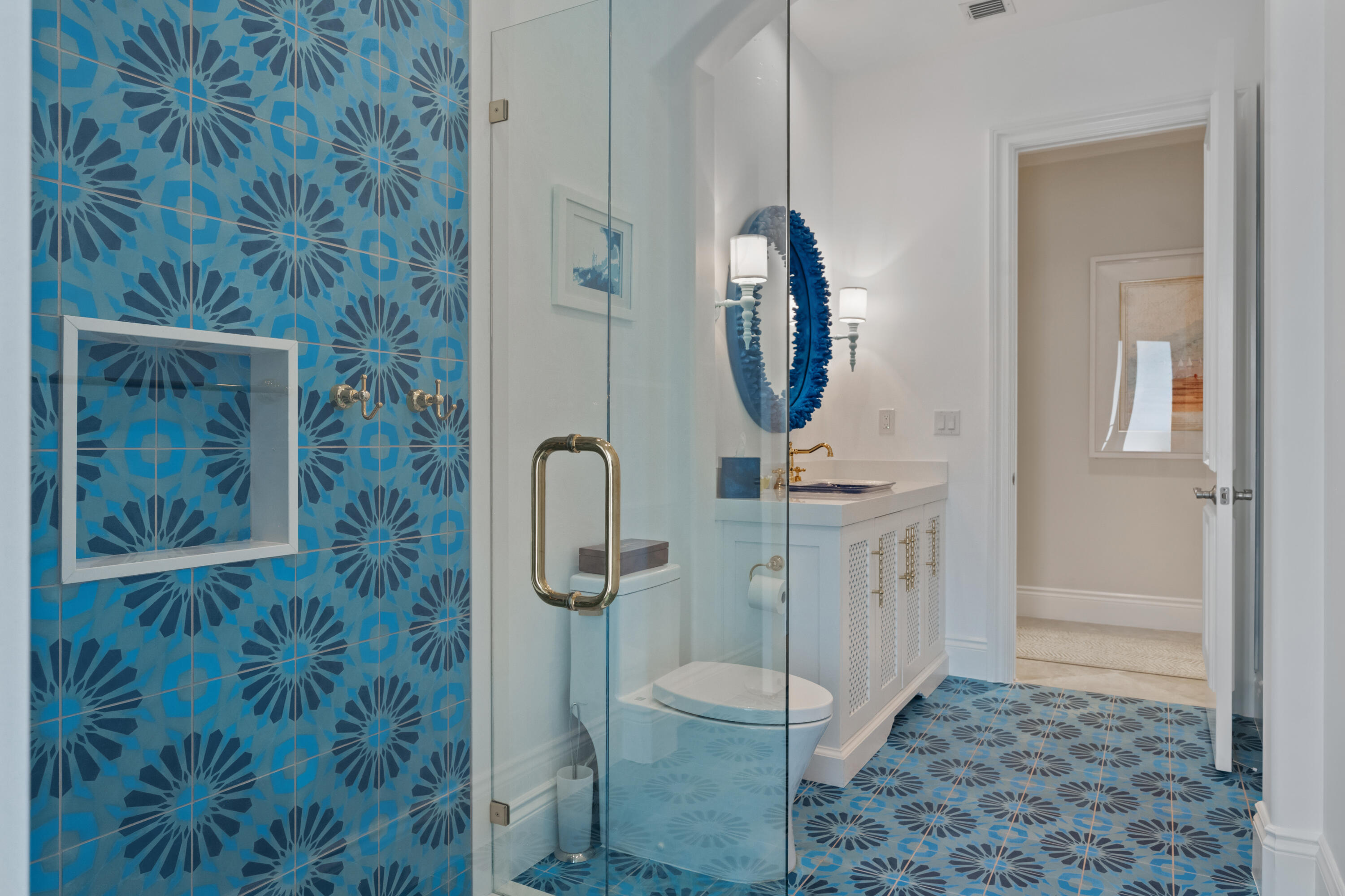 MIZNER ESTATES - Residential
