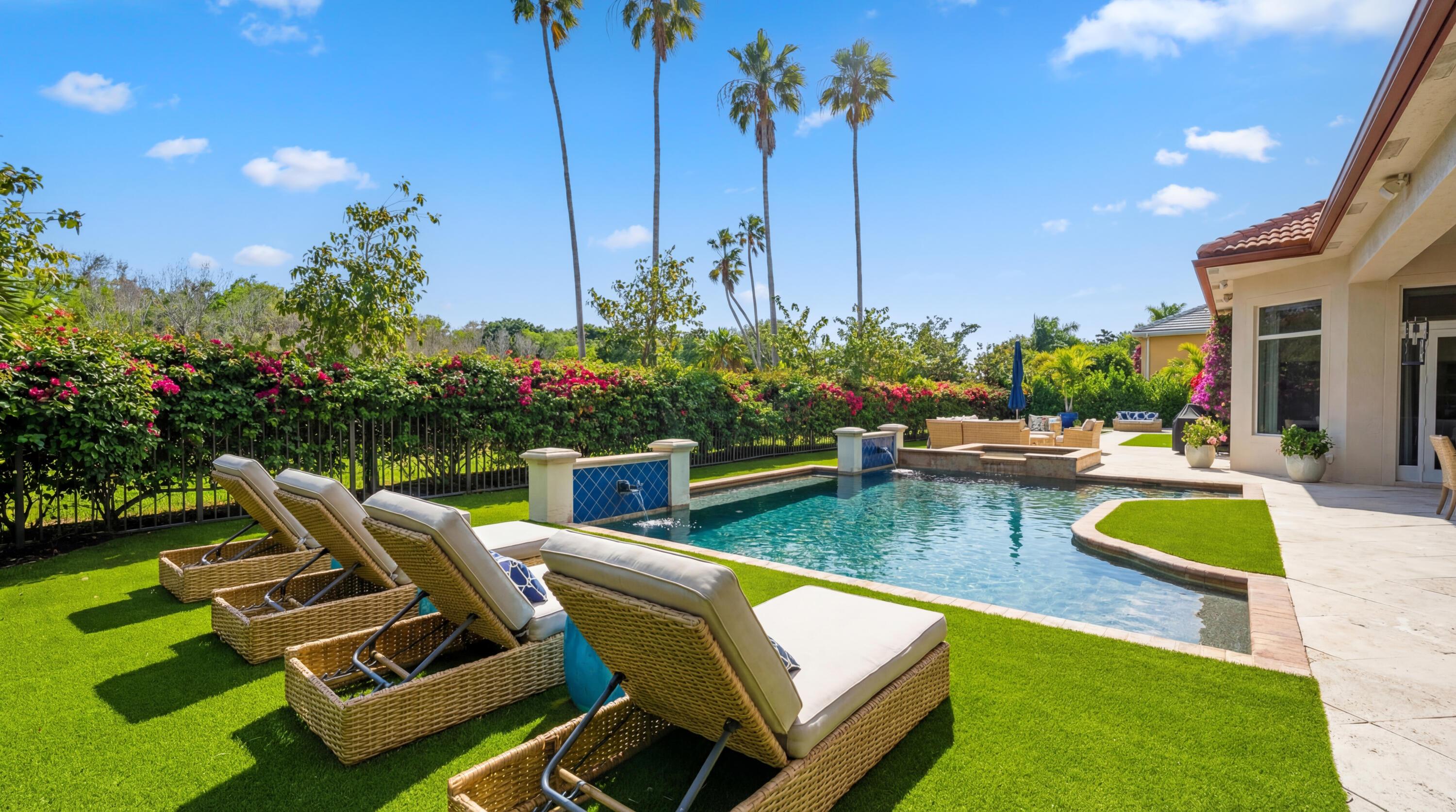 MIZNER ESTATES - Residential