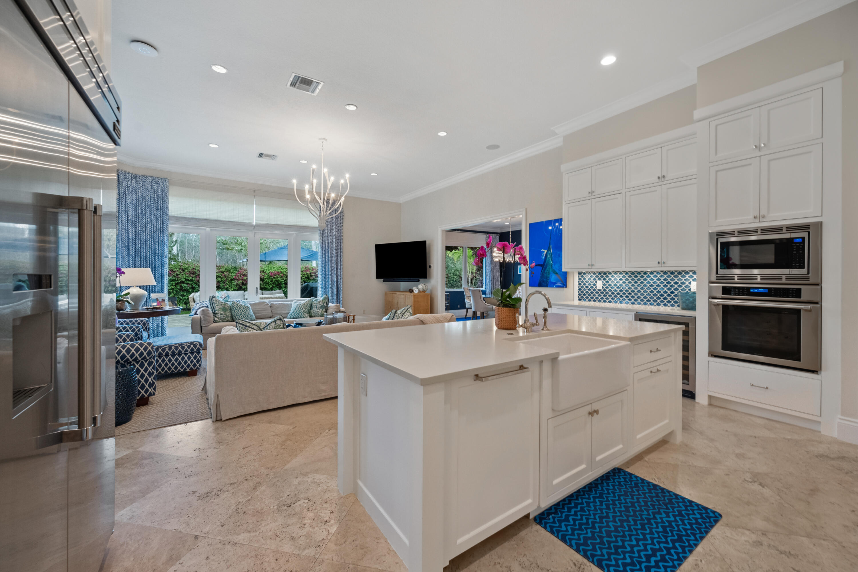 MIZNER ESTATES - Residential