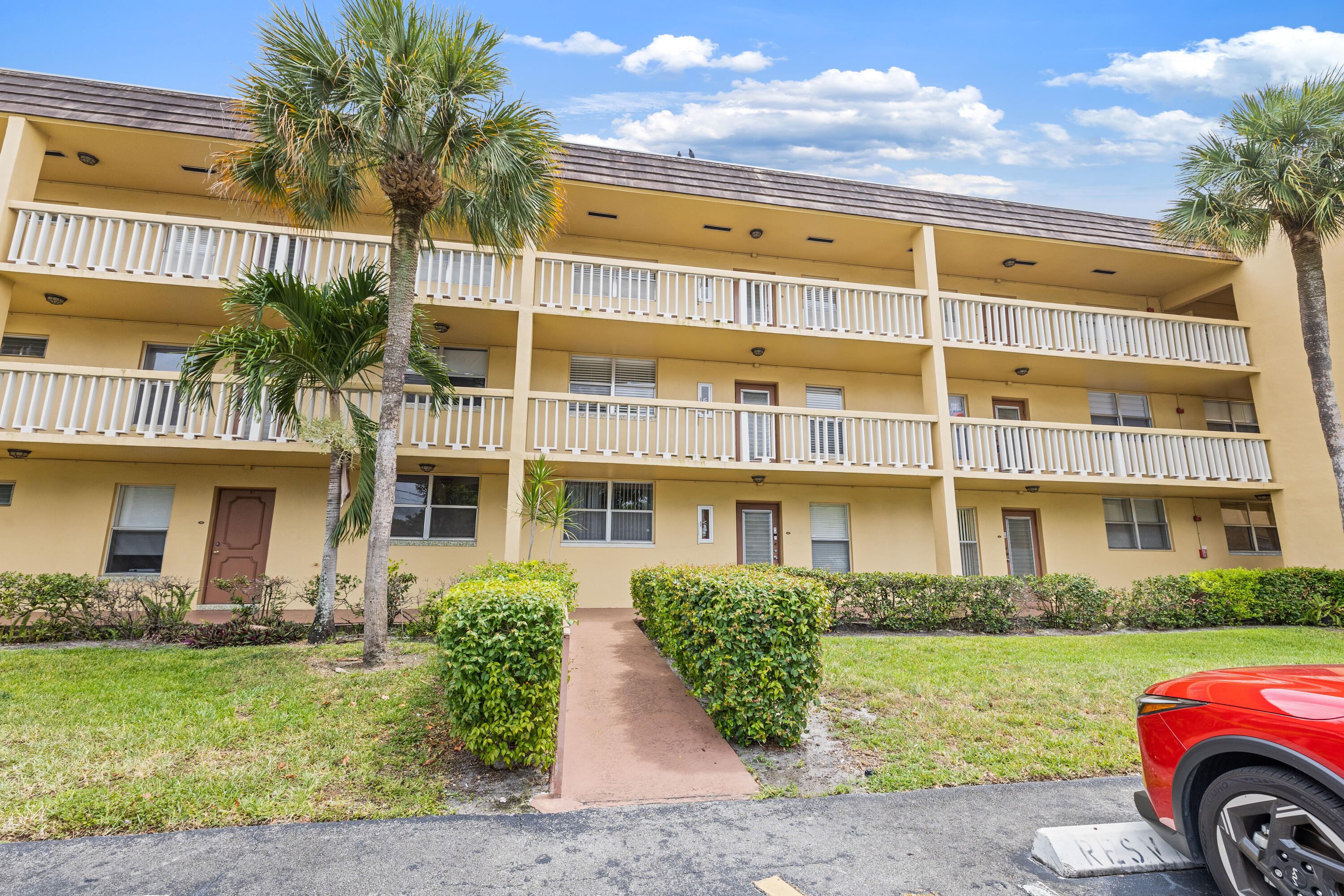 BERMUDA CLUB THREE CONDO - Residential Lease