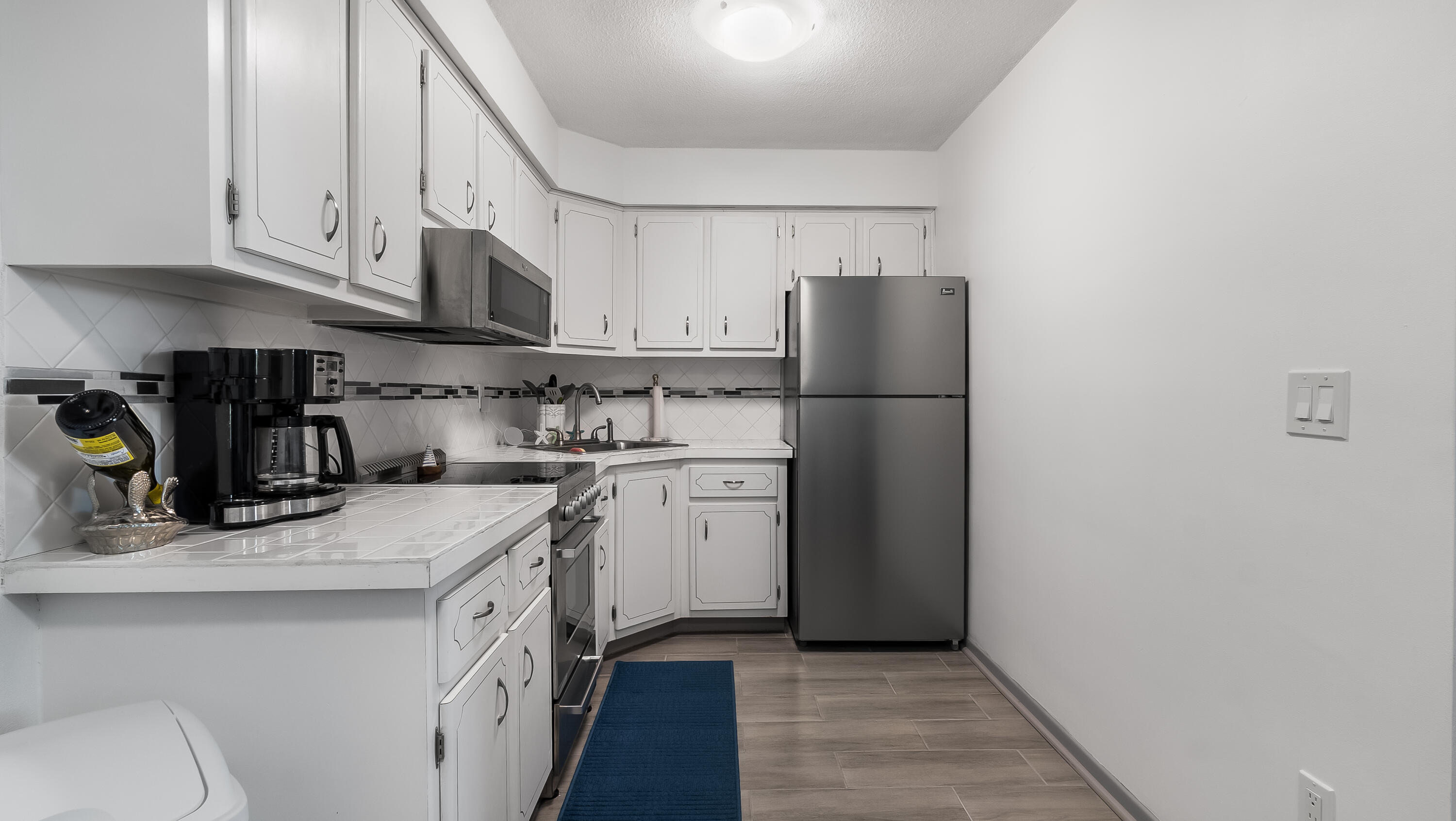 LEISURE BY THE SEA CONDO - Residential