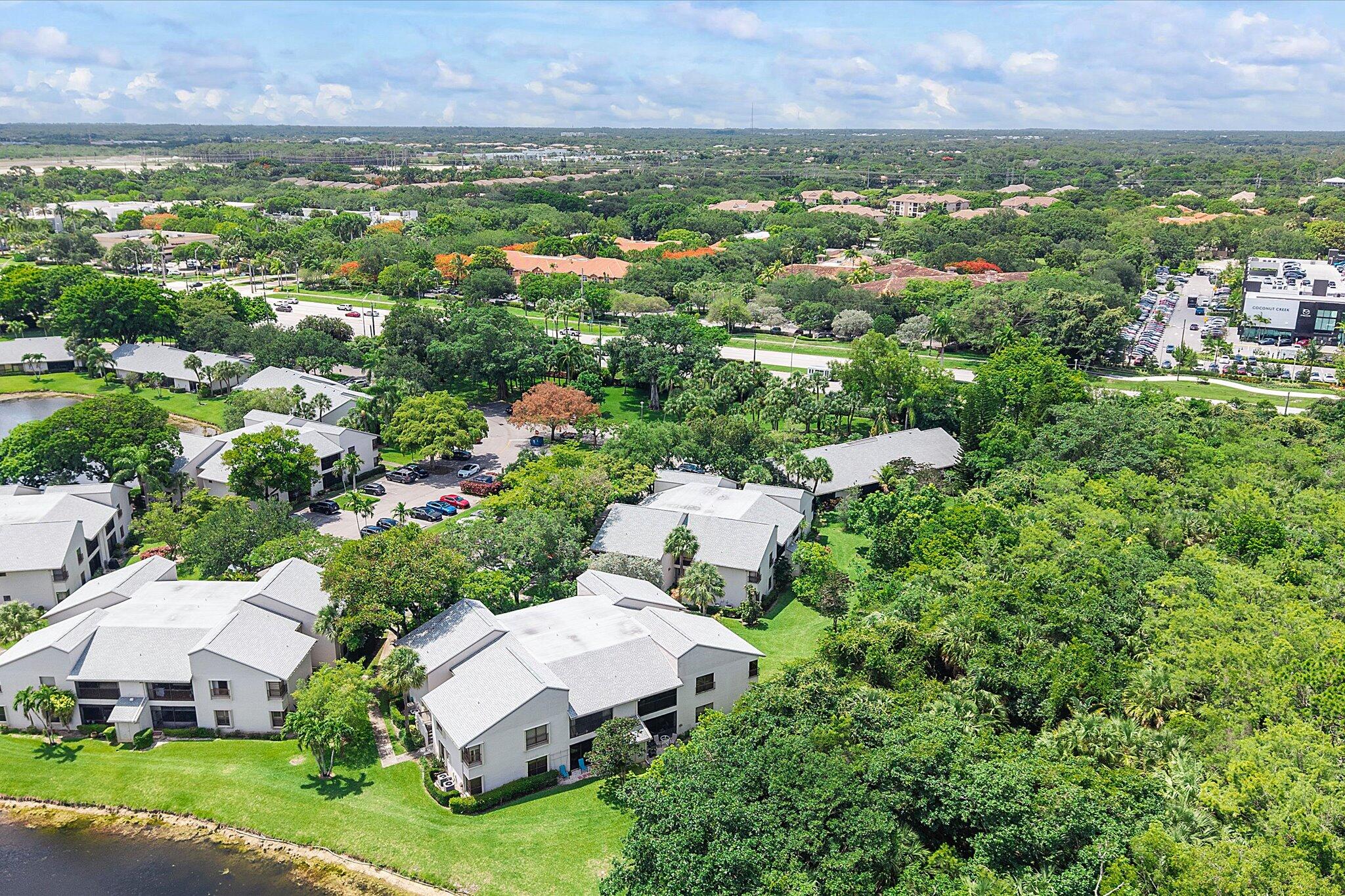 KARANDA VILLAGE VI-C CONDO - Residential