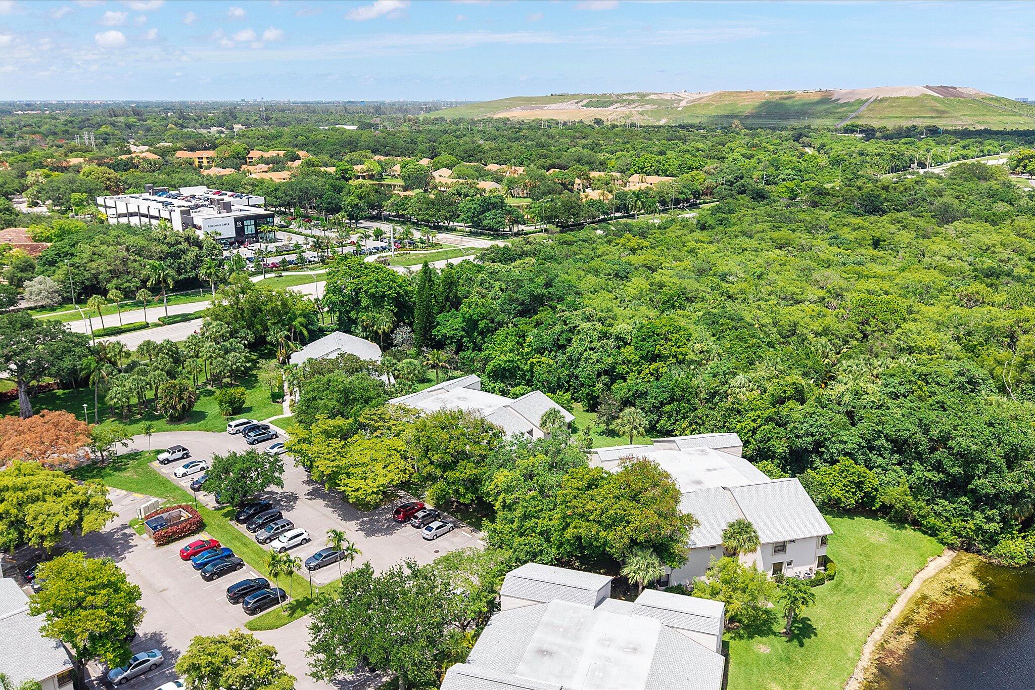 KARANDA VILLAGE VI-C CONDO - Residential