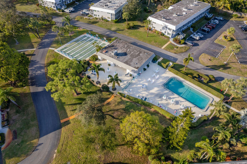 CEDAR POINTE CONDO - Residential