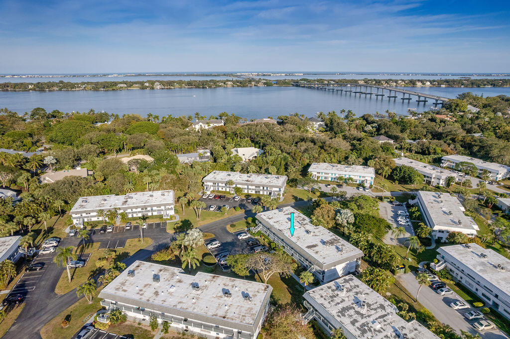 CEDAR POINTE CONDO - Residential