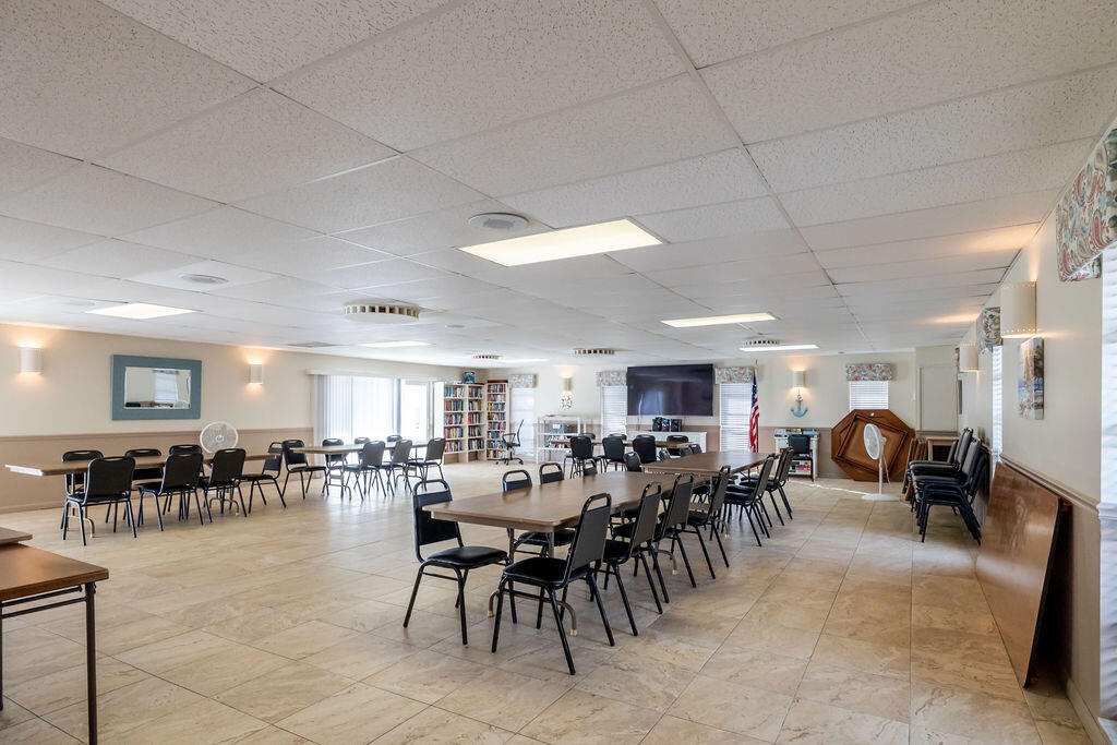 CEDAR POINTE CONDO - Residential