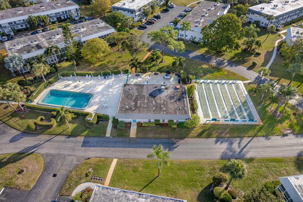 CEDAR POINTE CONDO - Residential