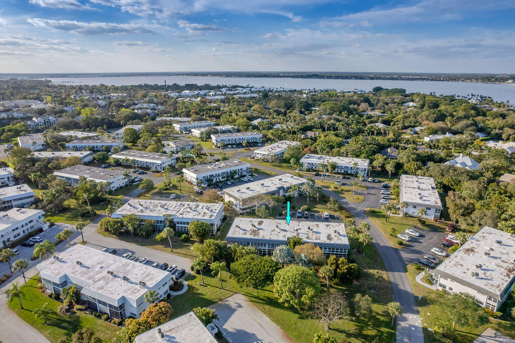 CEDAR POINTE CONDO - Residential