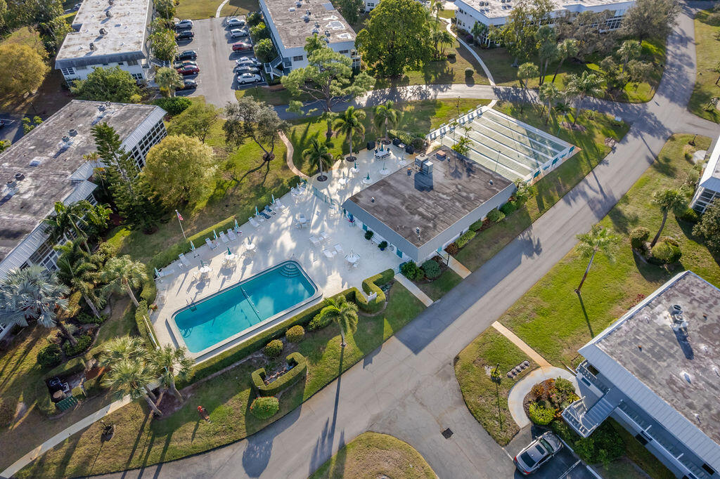 CEDAR POINTE CONDO - Residential