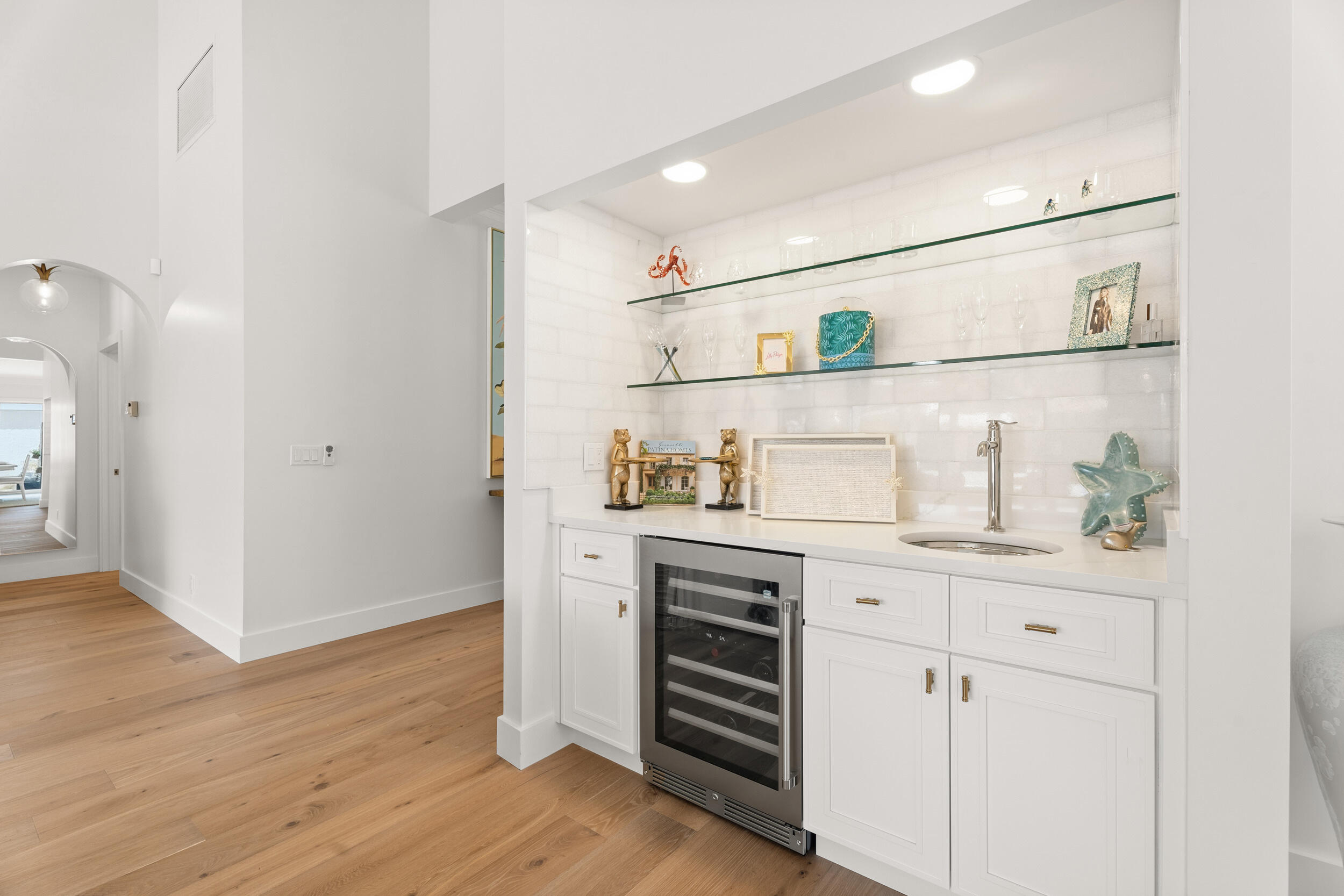 WINDRIFT AT JONATHANS LANDING - Residential