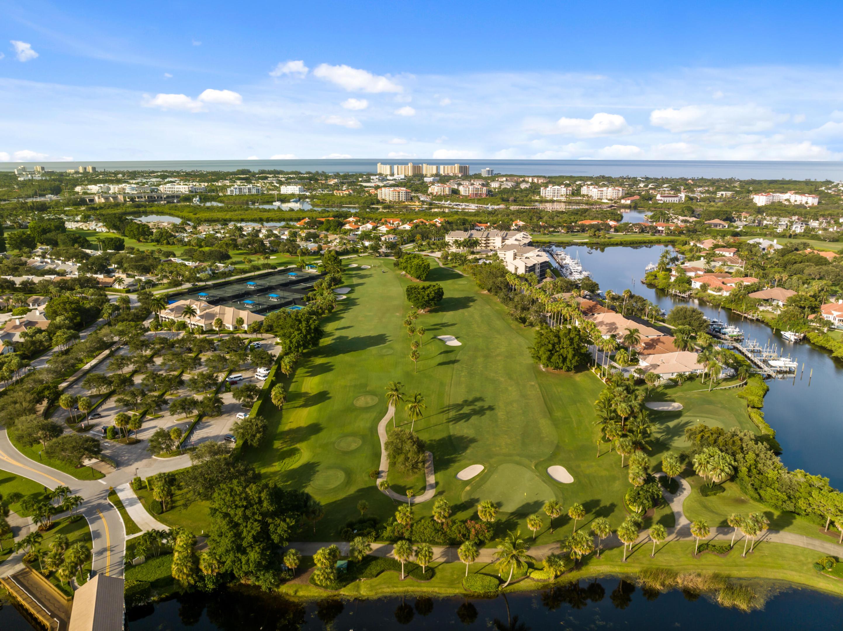 WINDRIFT AT JONATHANS LANDING - Residential