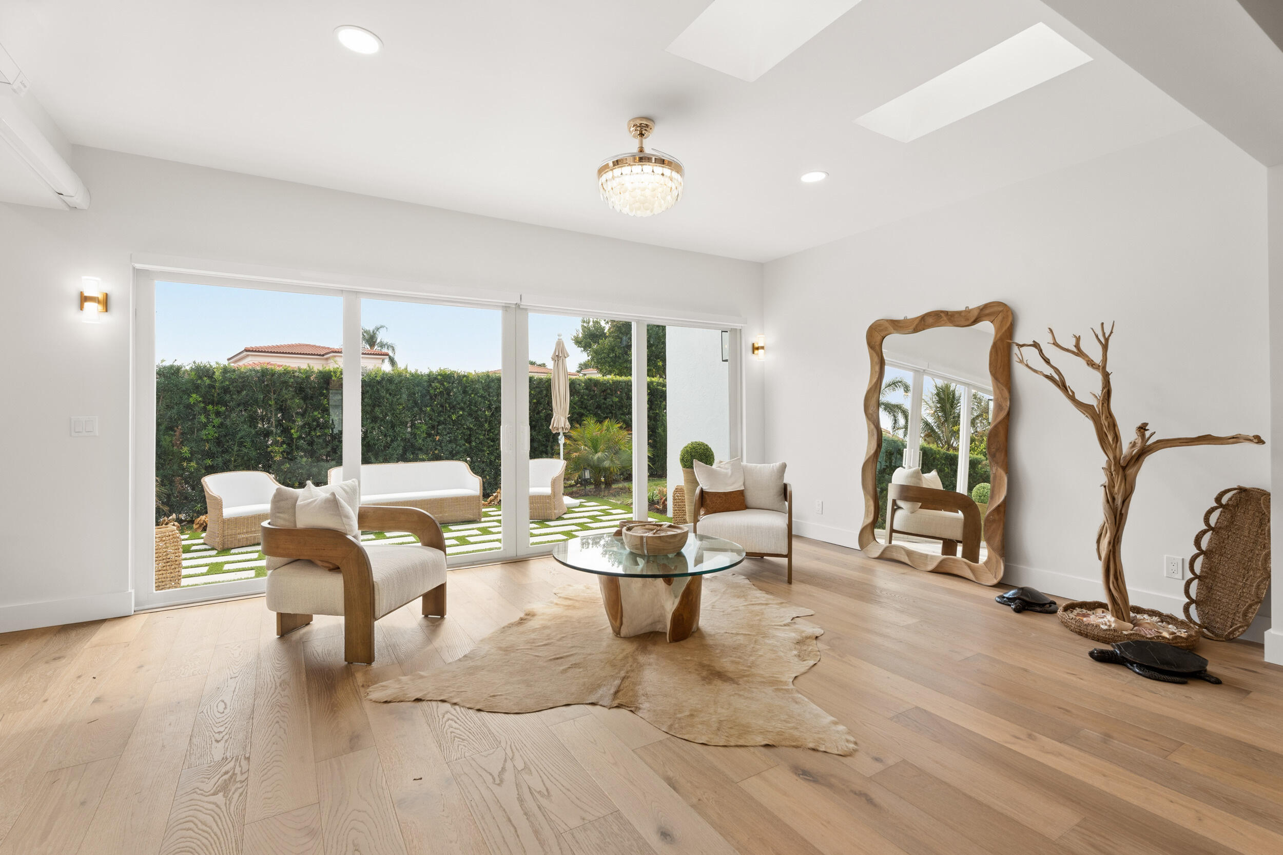 WINDRIFT AT JONATHANS LANDING - Residential