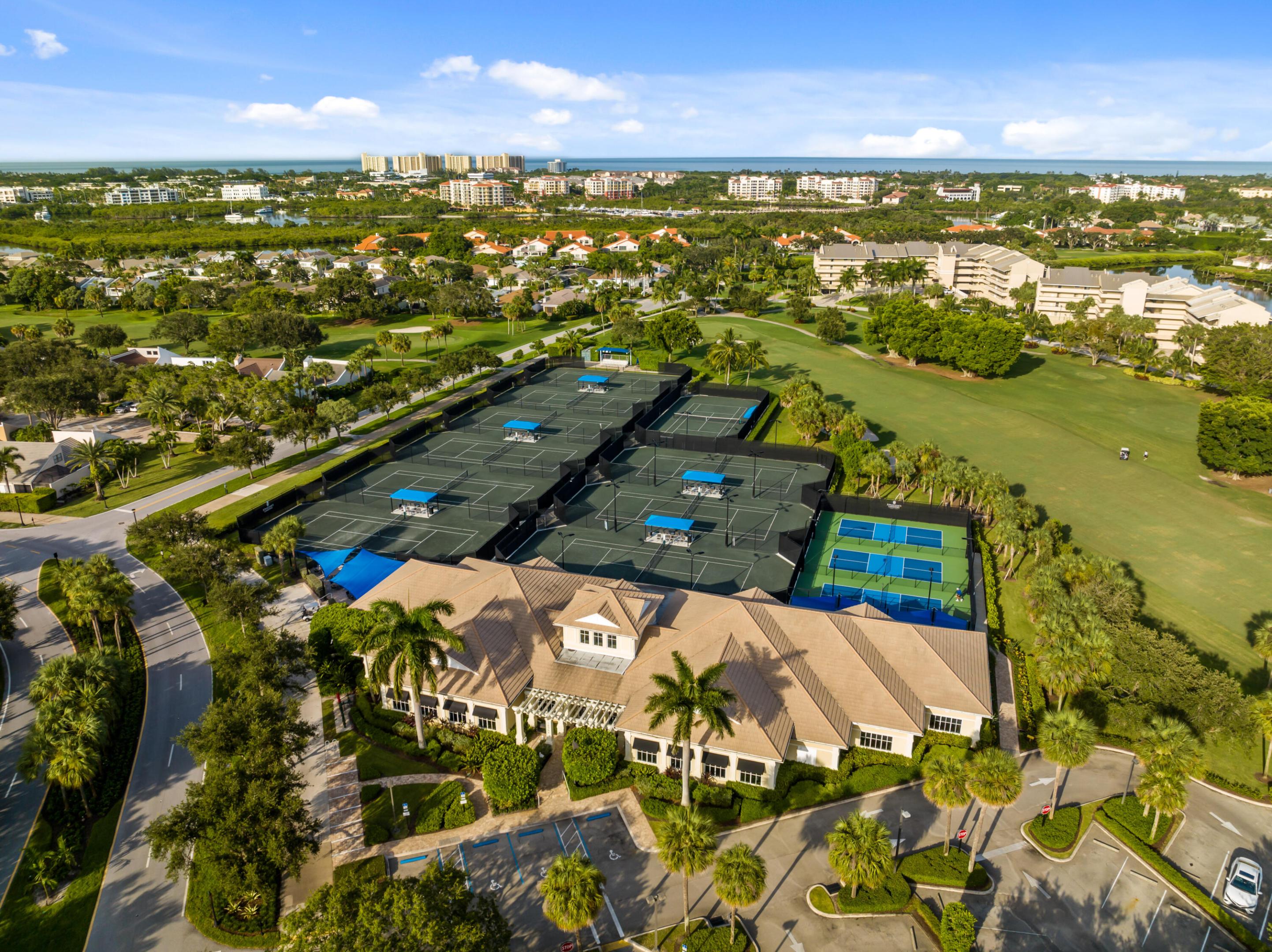 WINDRIFT AT JONATHANS LANDING - Residential