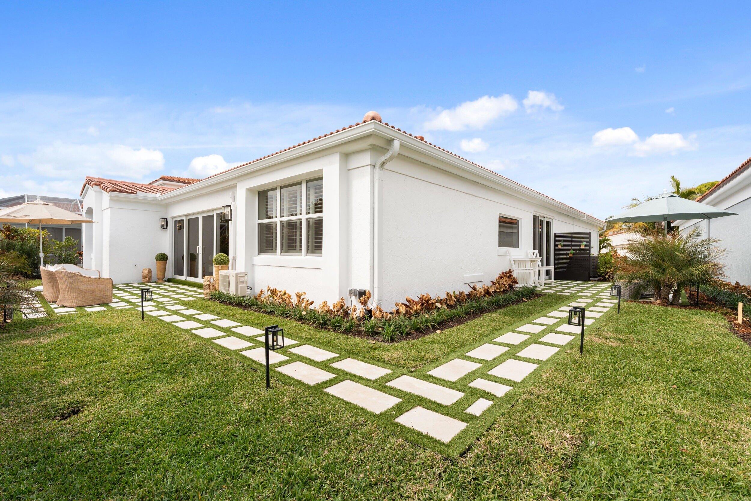 WINDRIFT AT JONATHANS LANDING - Residential