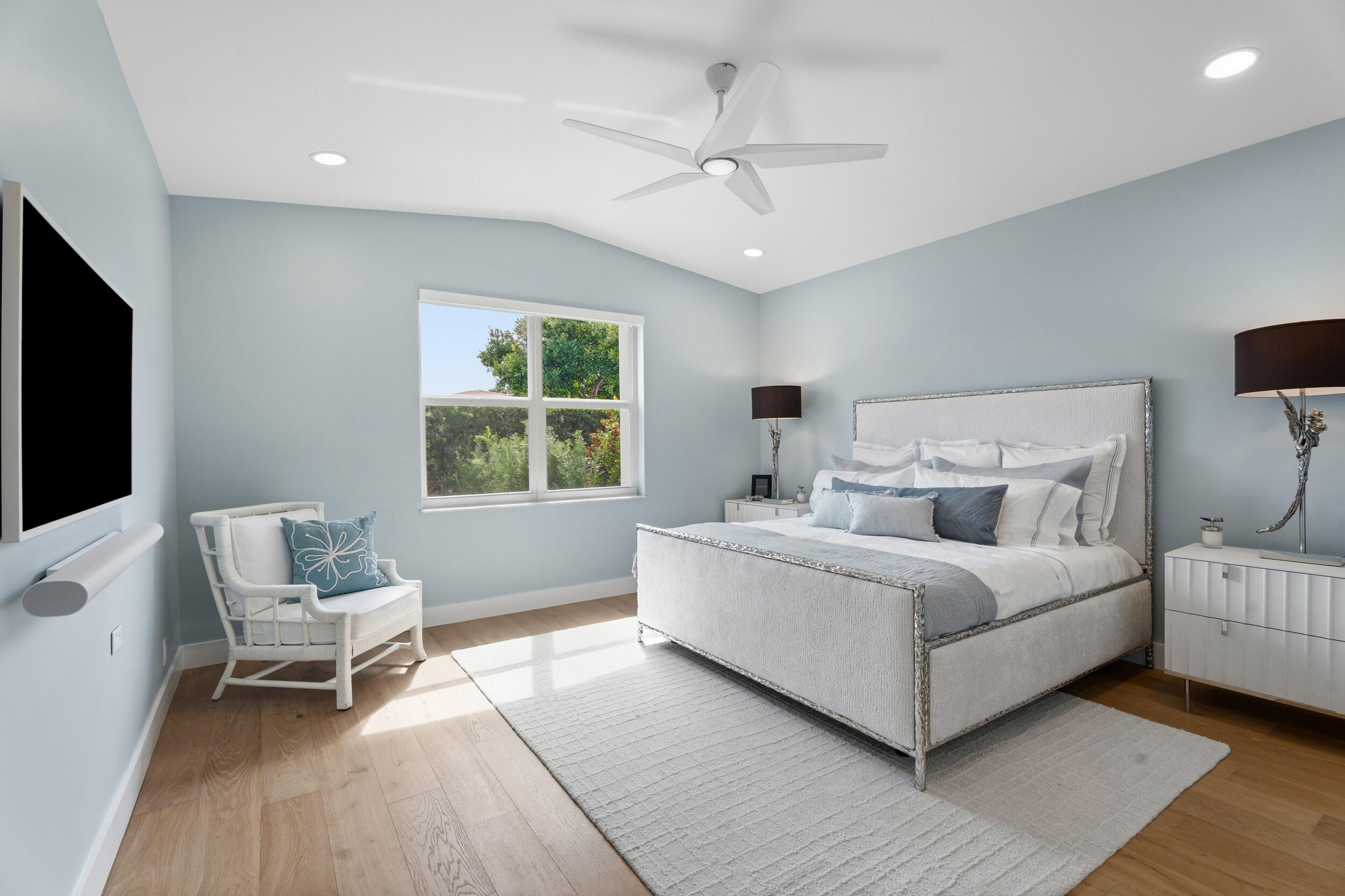 WINDRIFT AT JONATHANS LANDING - Residential