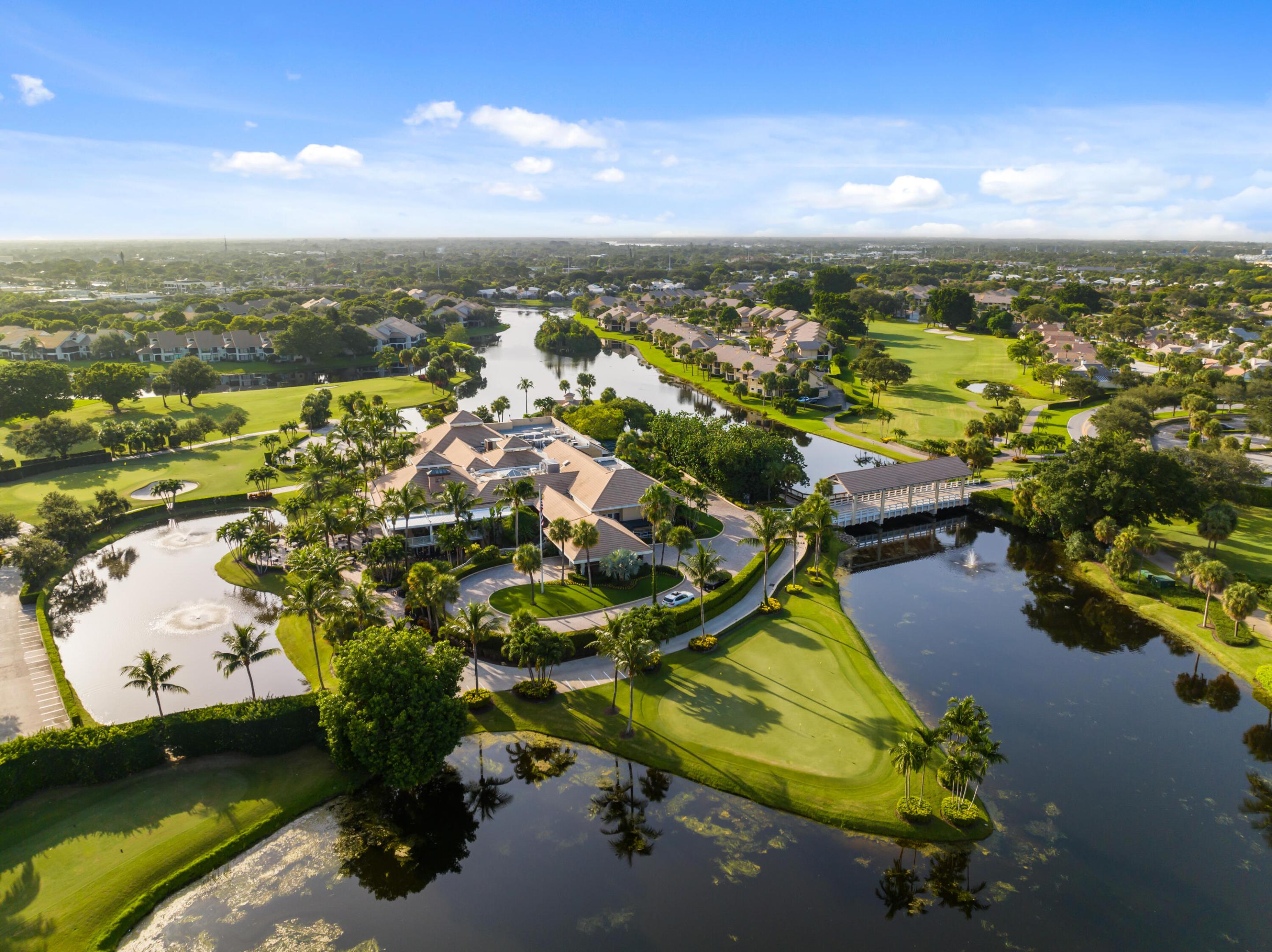 WINDRIFT AT JONATHANS LANDING - Residential