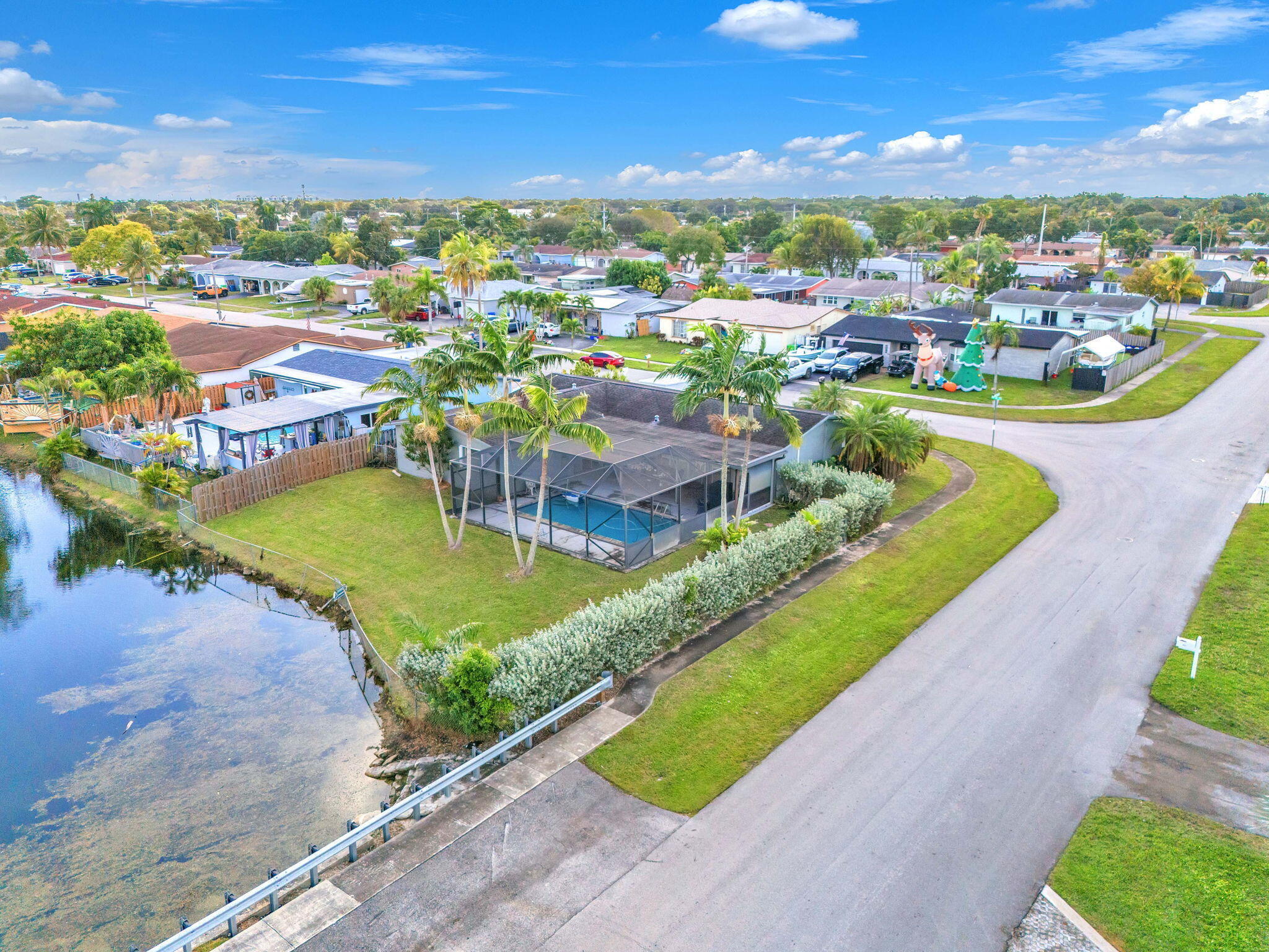 SUNRISE GOLF VILLAGE SEC 21 - Residential