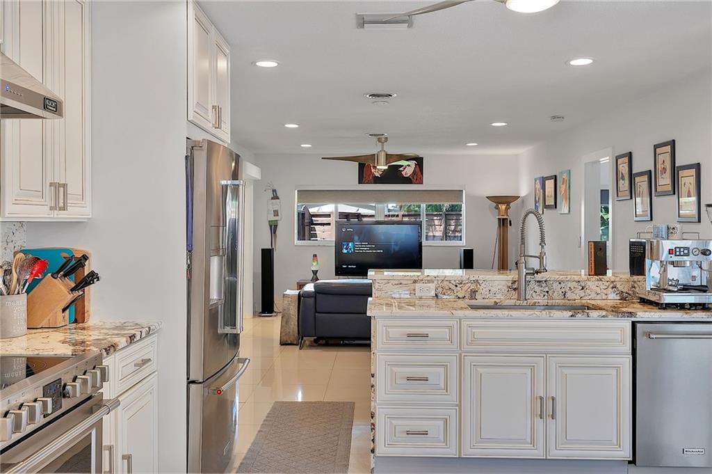 Coral Ridge Isles 45-47 B - Residential