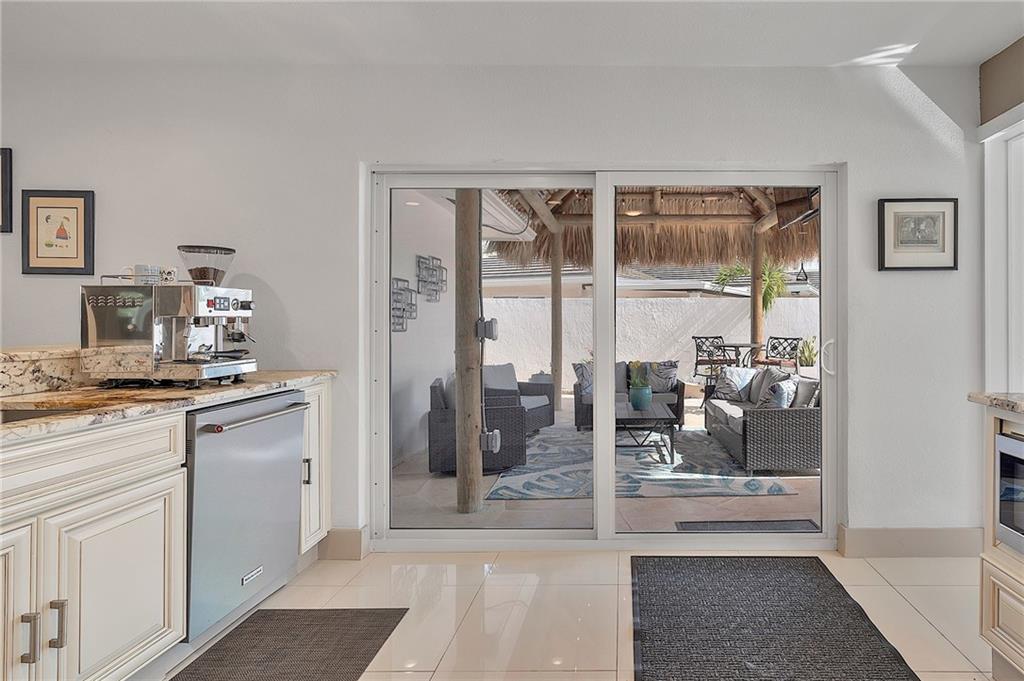 Coral Ridge Isles 45-47 B - Residential