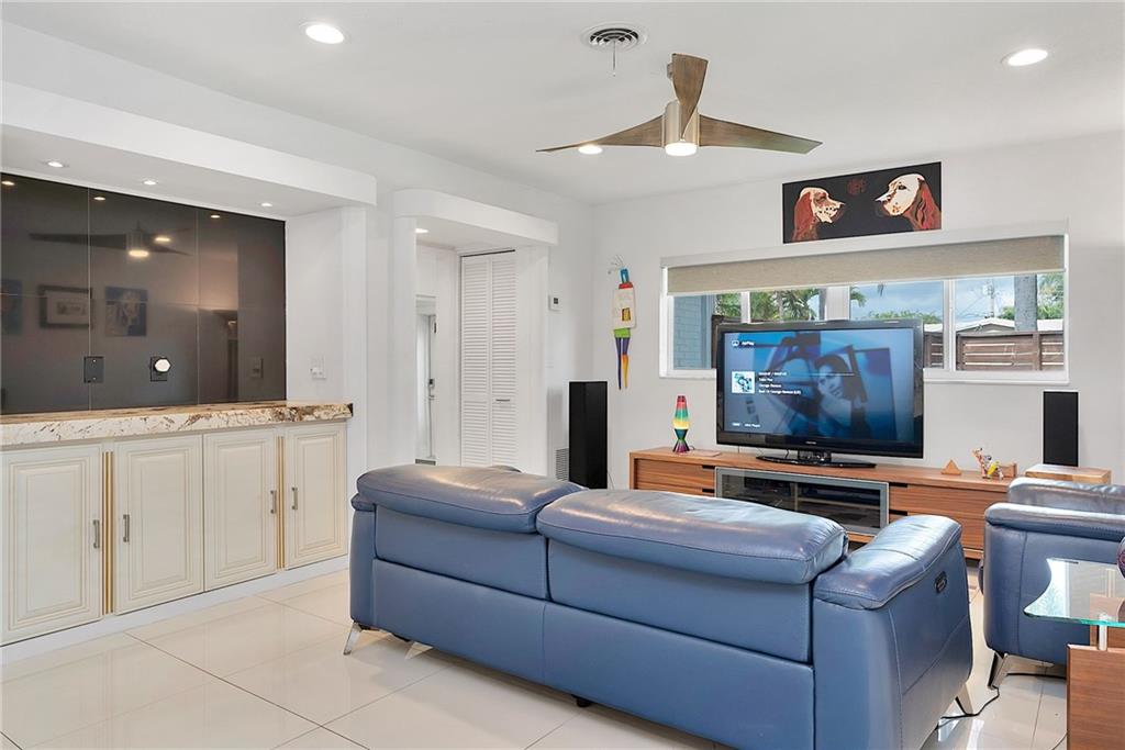 Coral Ridge Isles 45-47 B - Residential