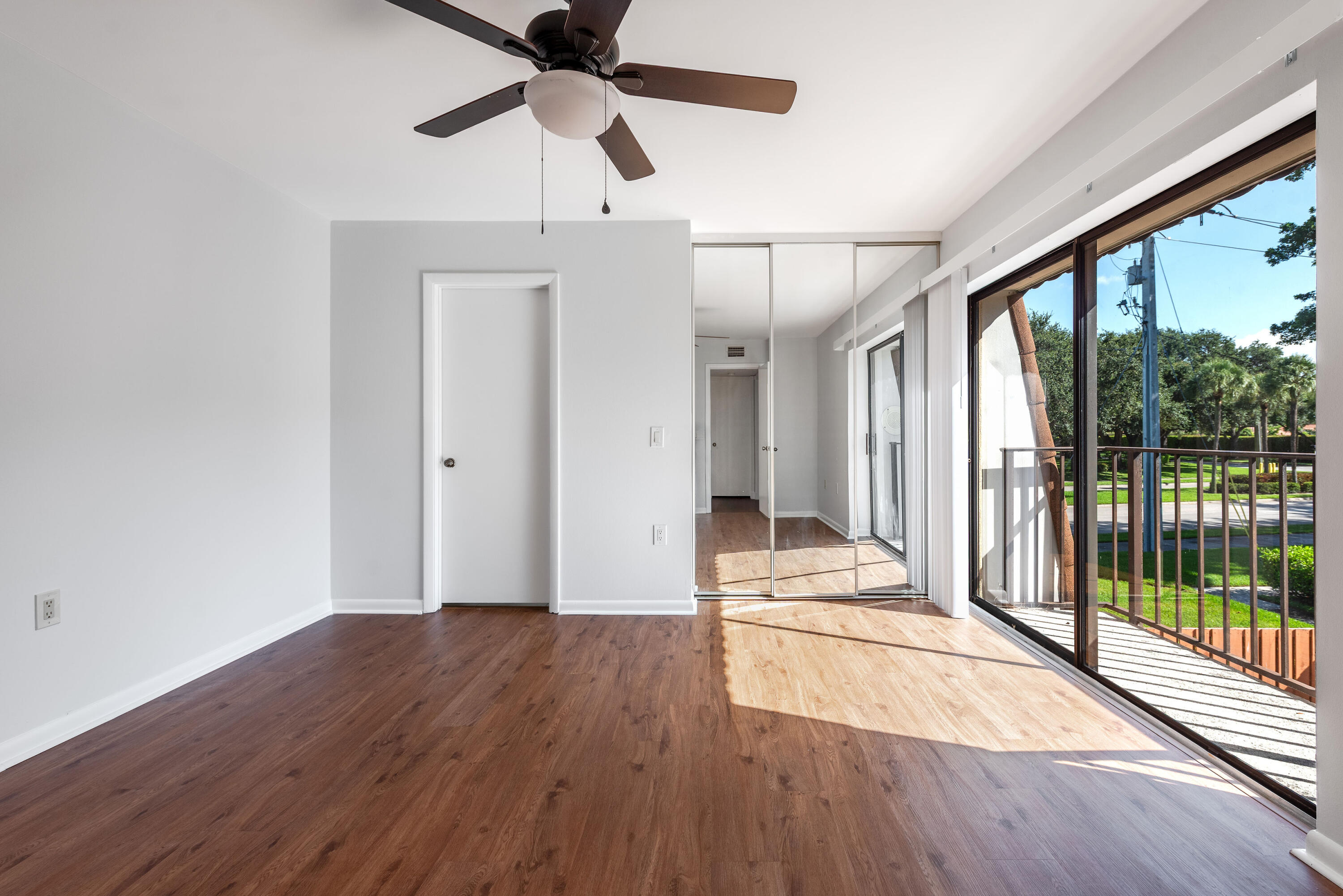 VILLAGE OF SANDALWOOD LAKES NORTH - Residential Lease