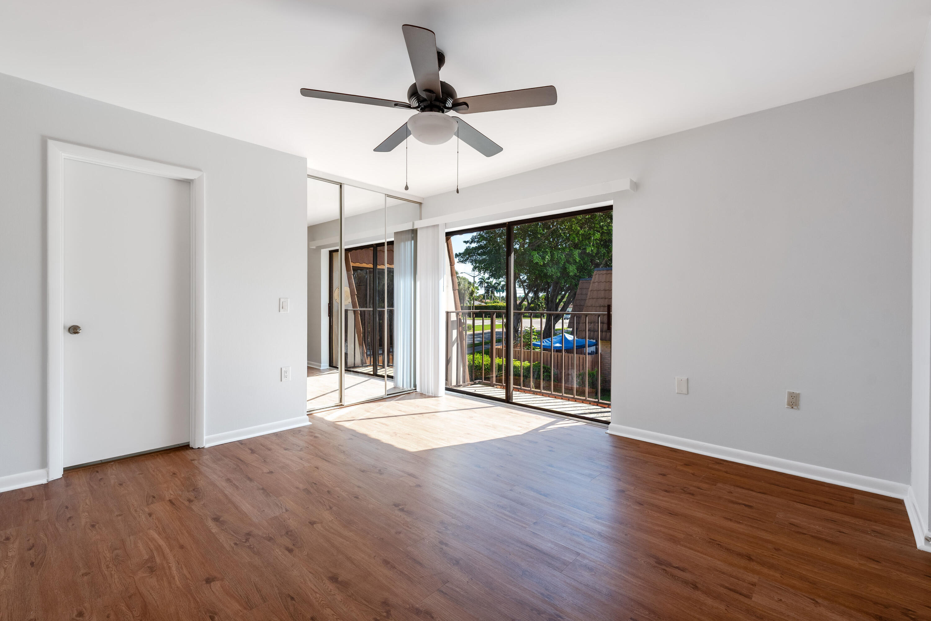 VILLAGE OF SANDALWOOD LAKES NORTH - Residential Lease