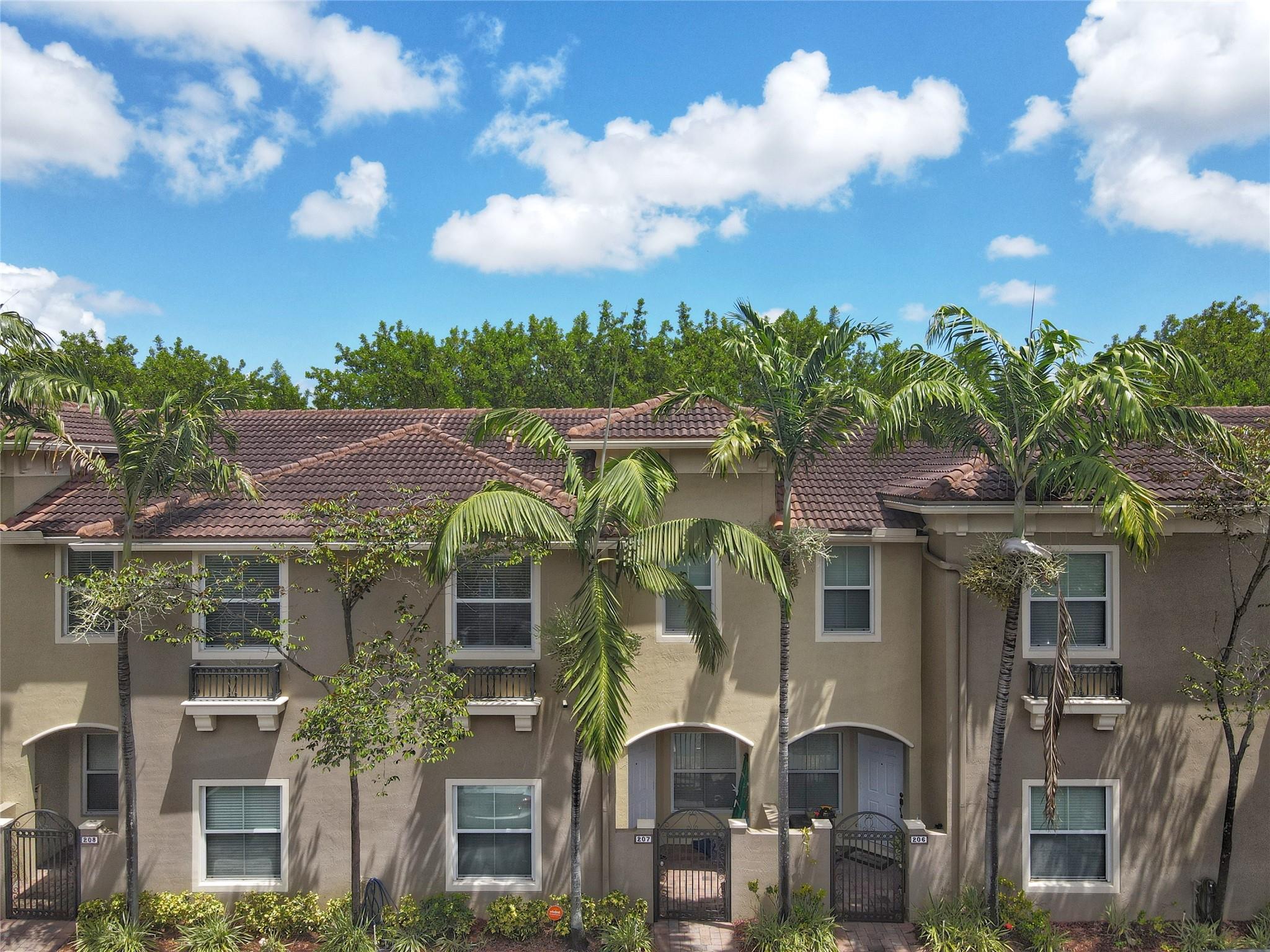 ** Cash or 25% down only** Welcome to this stunning 3 bedroom, 2.5 bathroom townhouse nestled in the heart of a secure gated Tamarac community. Community is in close proximity to DRV Pink Stadium and is a great investment for investors. With its modern features and convenient layout, this home is a true gem. Laminate floors, updated kitchen with modern appliances. Cozy carpeted bedrooms. In addition to its many features, this townhouse offers the best of both worlds: a contemporary aesthetic coupled with a convenient location. Don't miss the opportunity to make this incredible property your new home. Schedule a viewing today and experience the allure of this lovely home for yourself.