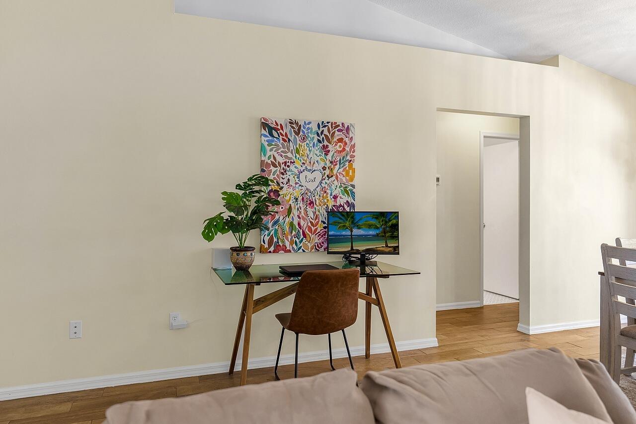 SEBASTIAN HIGHLANDS UNIT 17 - Residential