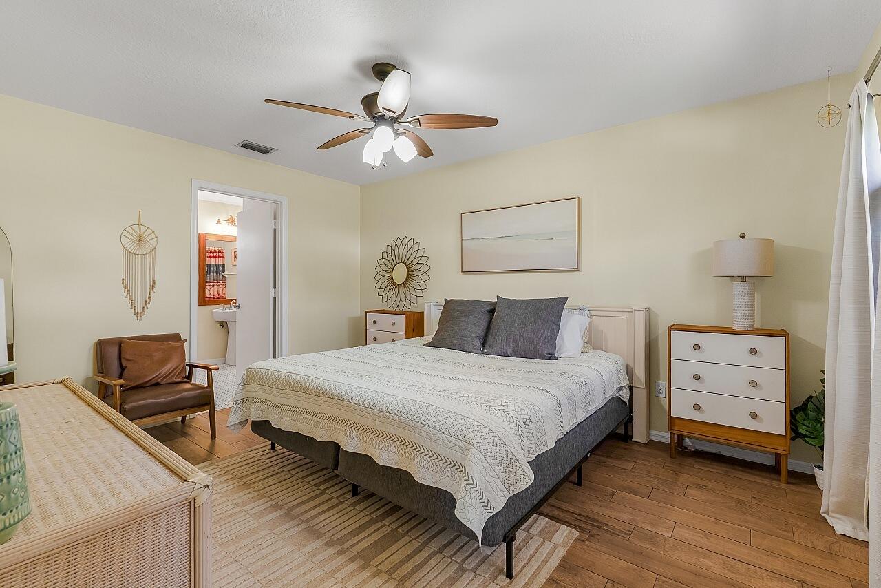 SEBASTIAN HIGHLANDS UNIT 17 - Residential