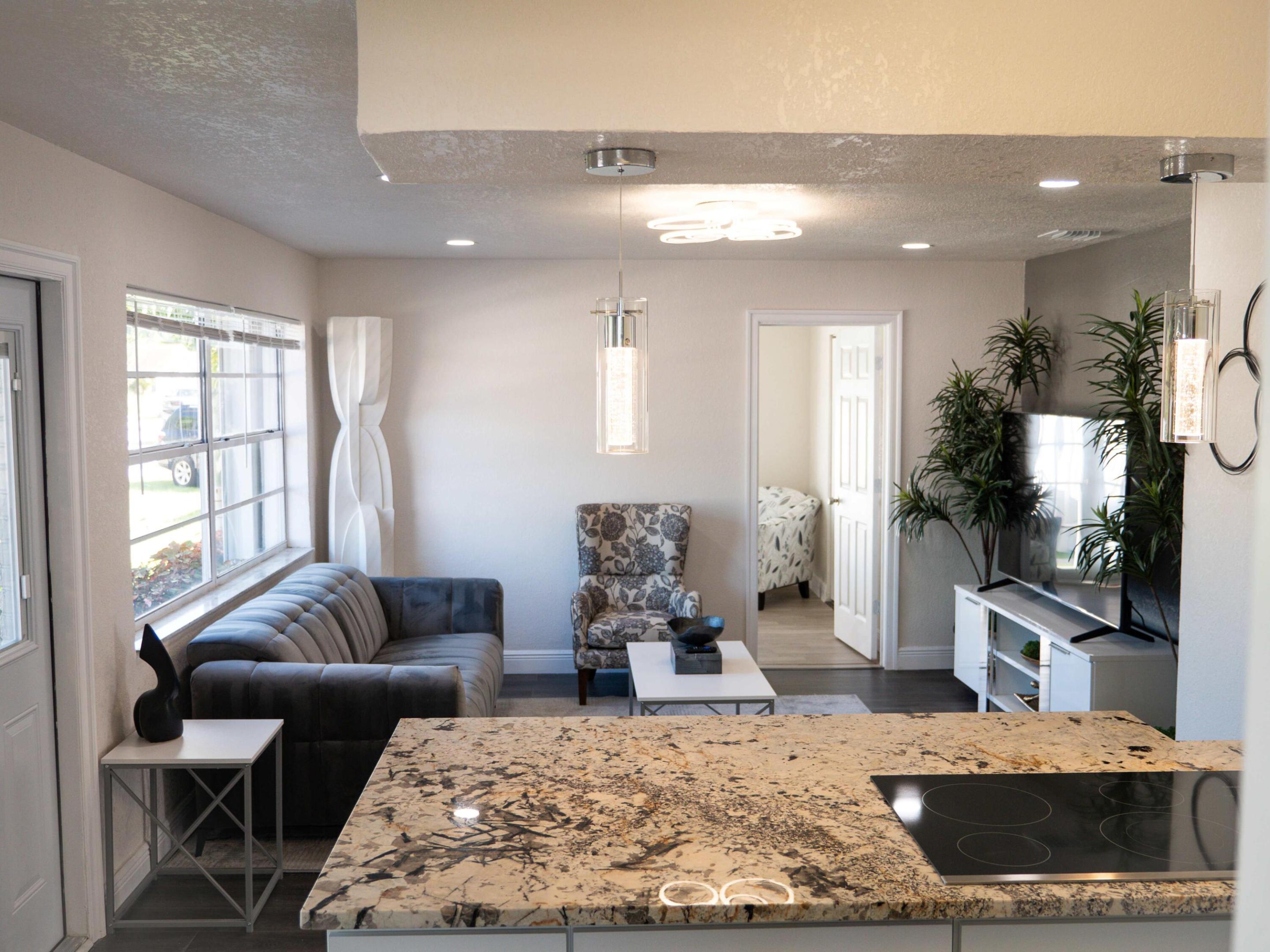 DELRAY TOWN OF - Residential