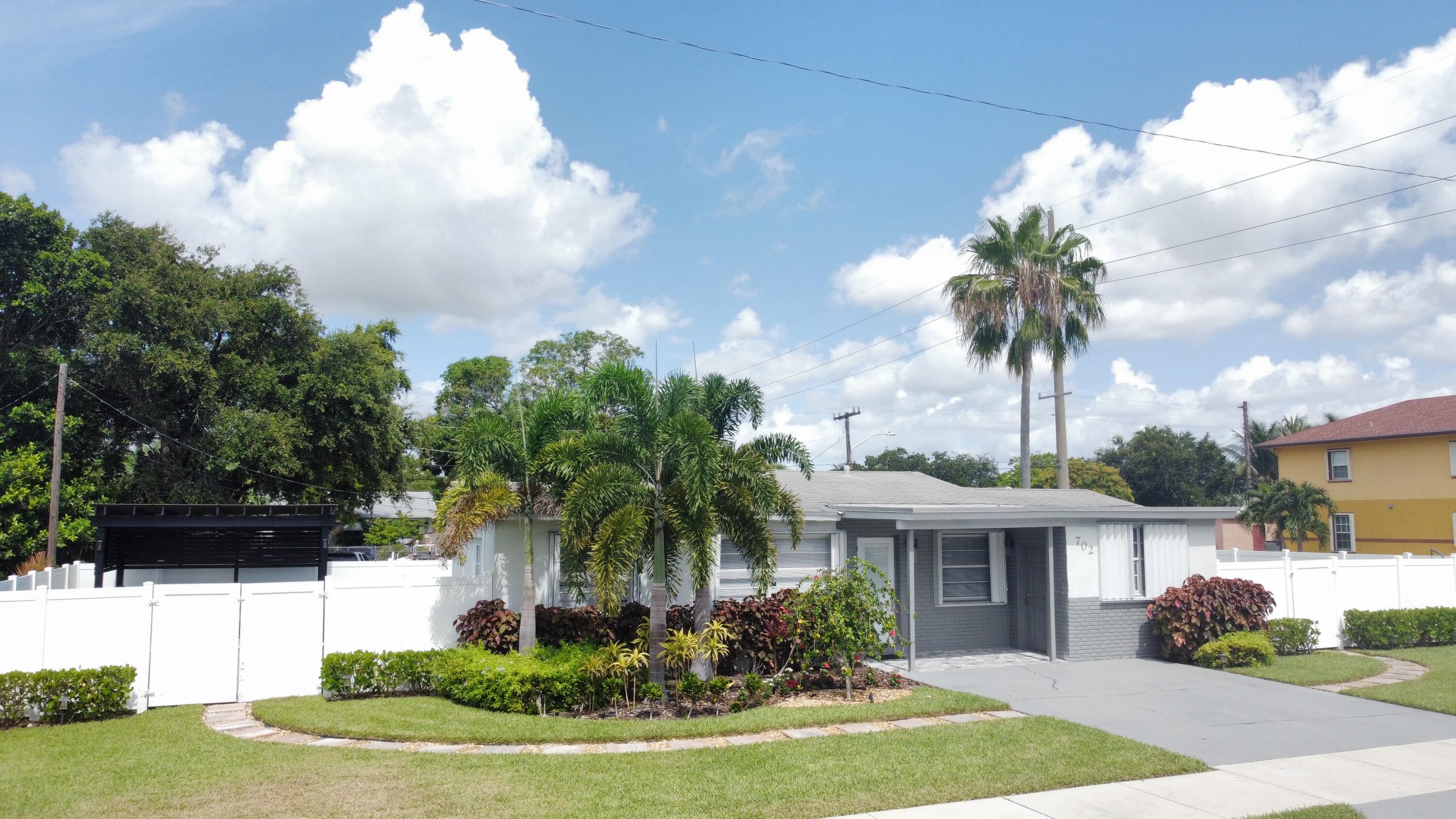 DELRAY TOWN OF - Residential
