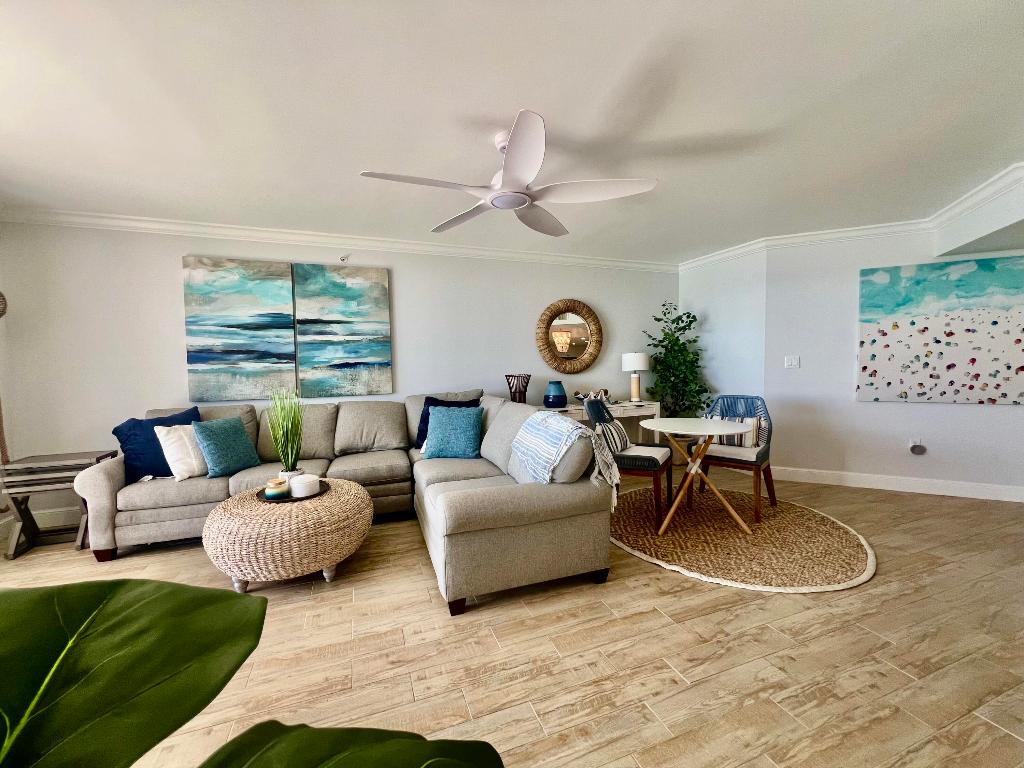 HIBISCUS BY THE SEA CONDOMINIUM - Residential
