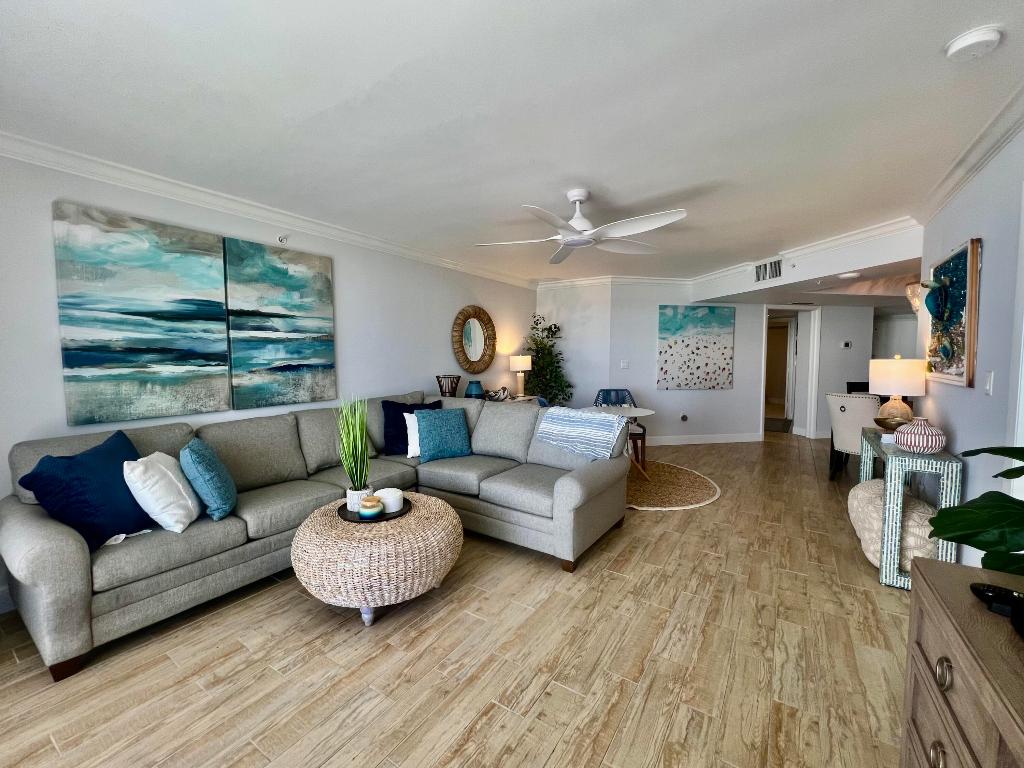 HIBISCUS BY THE SEA CONDOMINIUM - Residential