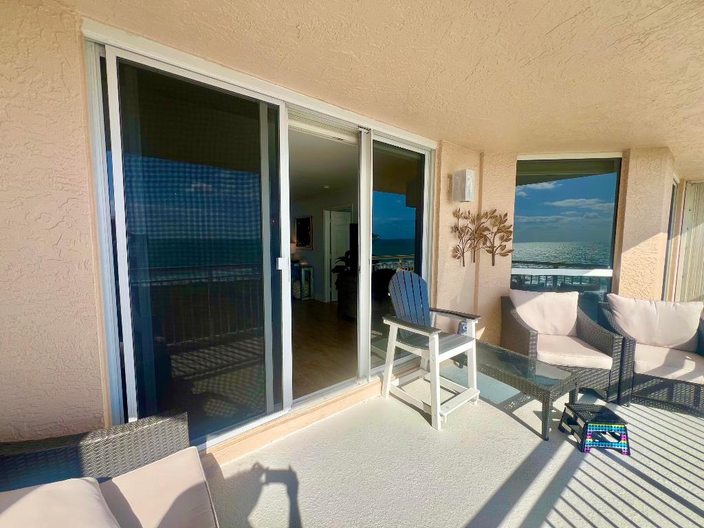 HIBISCUS BY THE SEA CONDOMINIUM - Residential