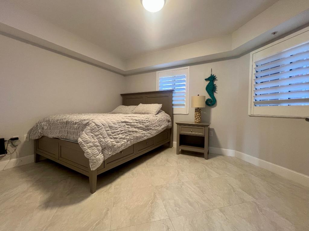 HIBISCUS BY THE SEA CONDOMINIUM - Residential