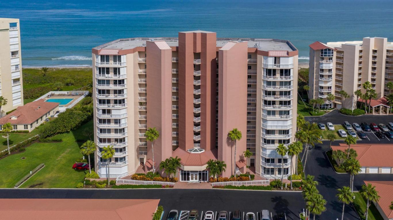 HIBISCUS BY THE SEA CONDOMINIUM - Residential