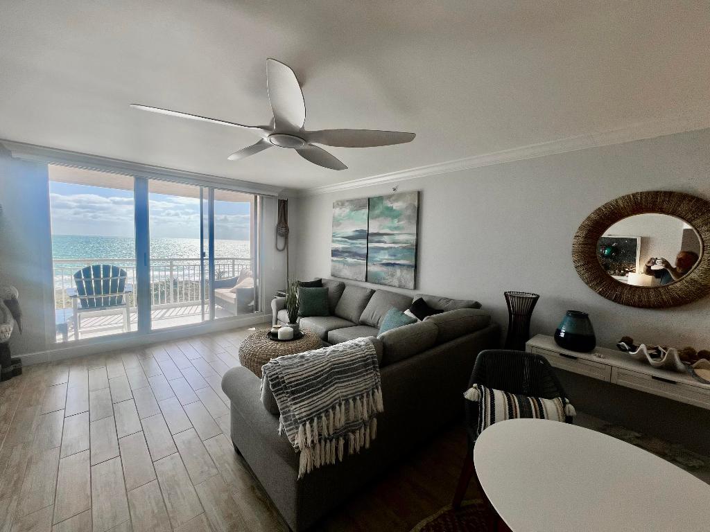 HIBISCUS BY THE SEA CONDOMINIUM - Residential