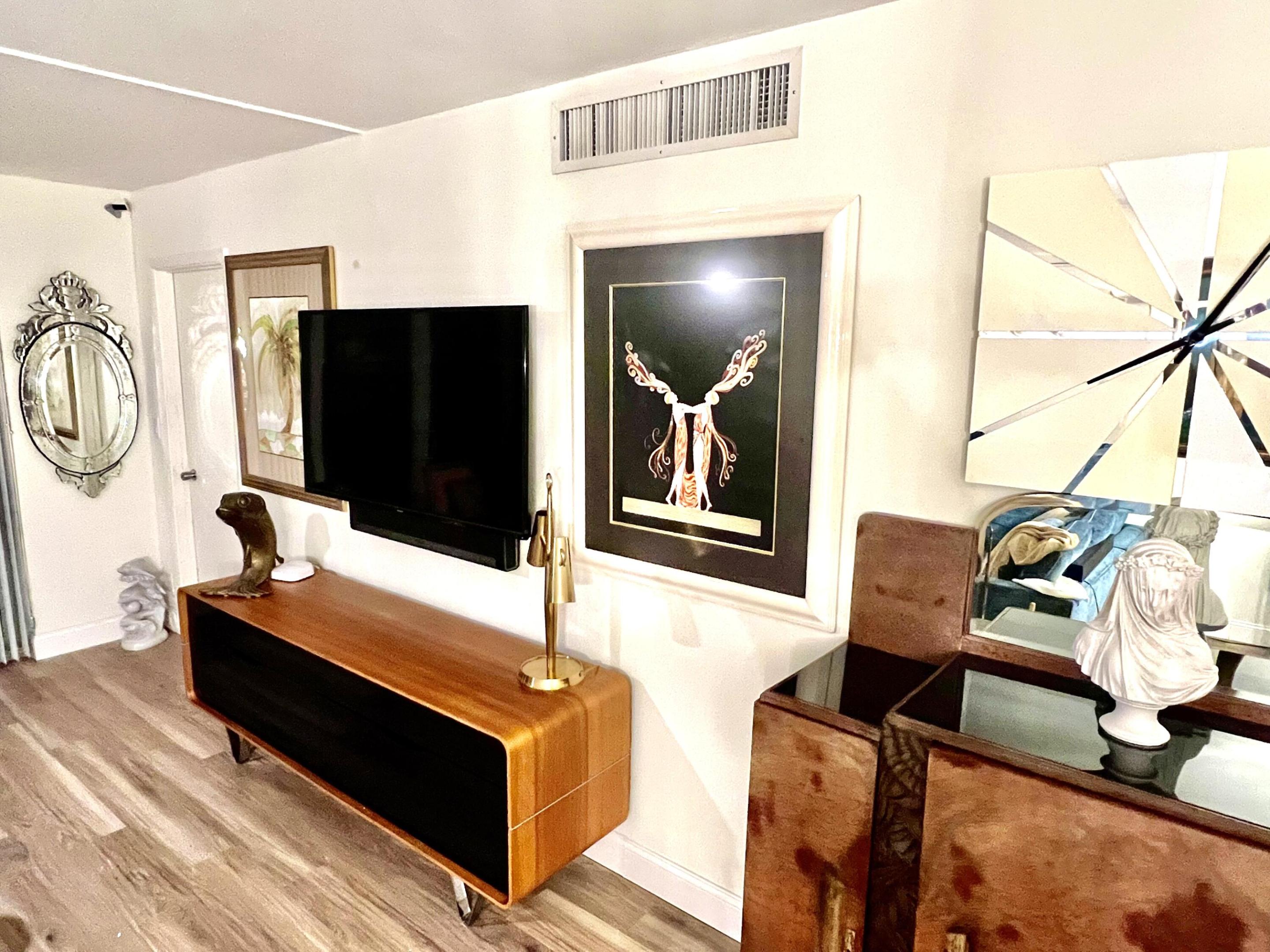 NO 97 PALM-AIRE COUNTRY CLUB - Residential