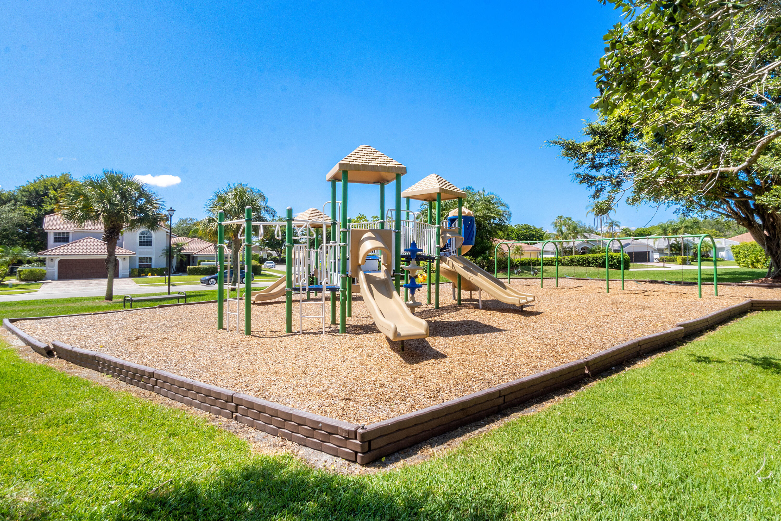 MONTEREY BAY/ BOCA WINDS - Residential