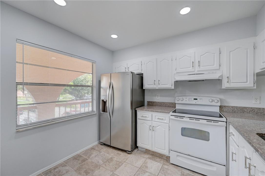 WYNMOOR VILLAGE - Residential
