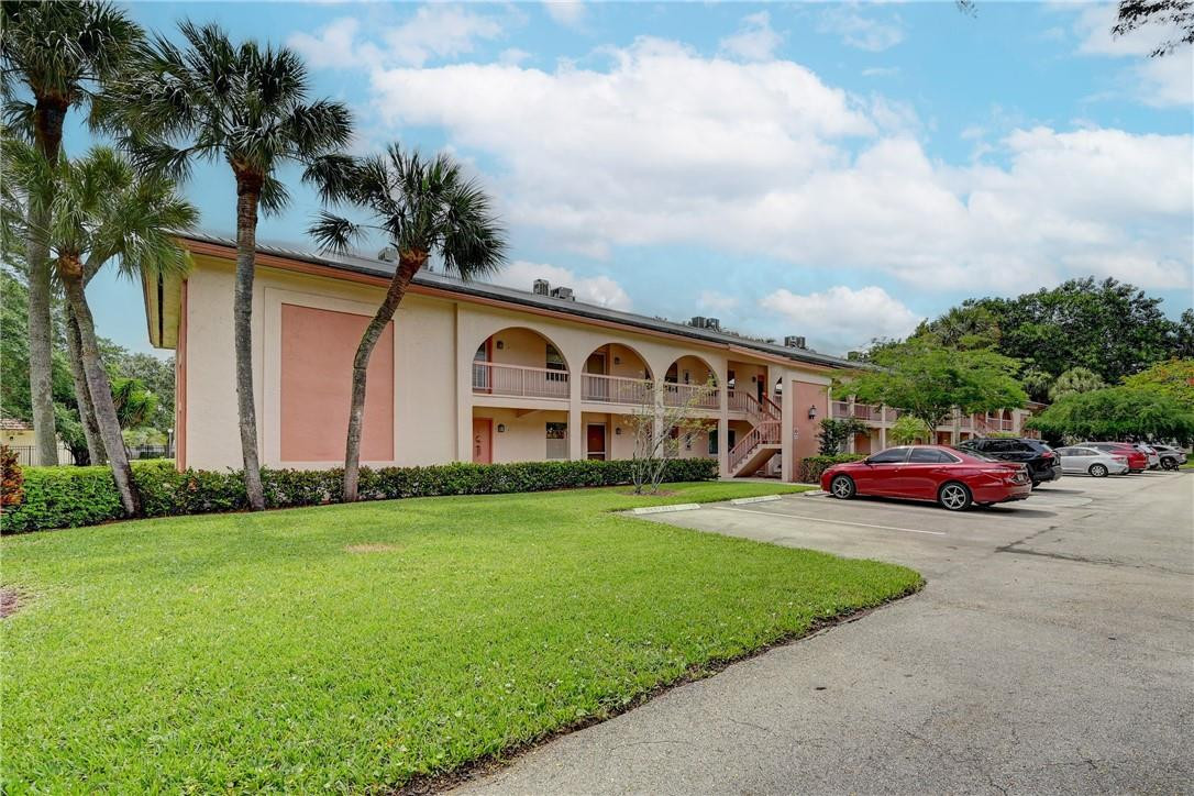 WYNMOOR VILLAGE - Residential