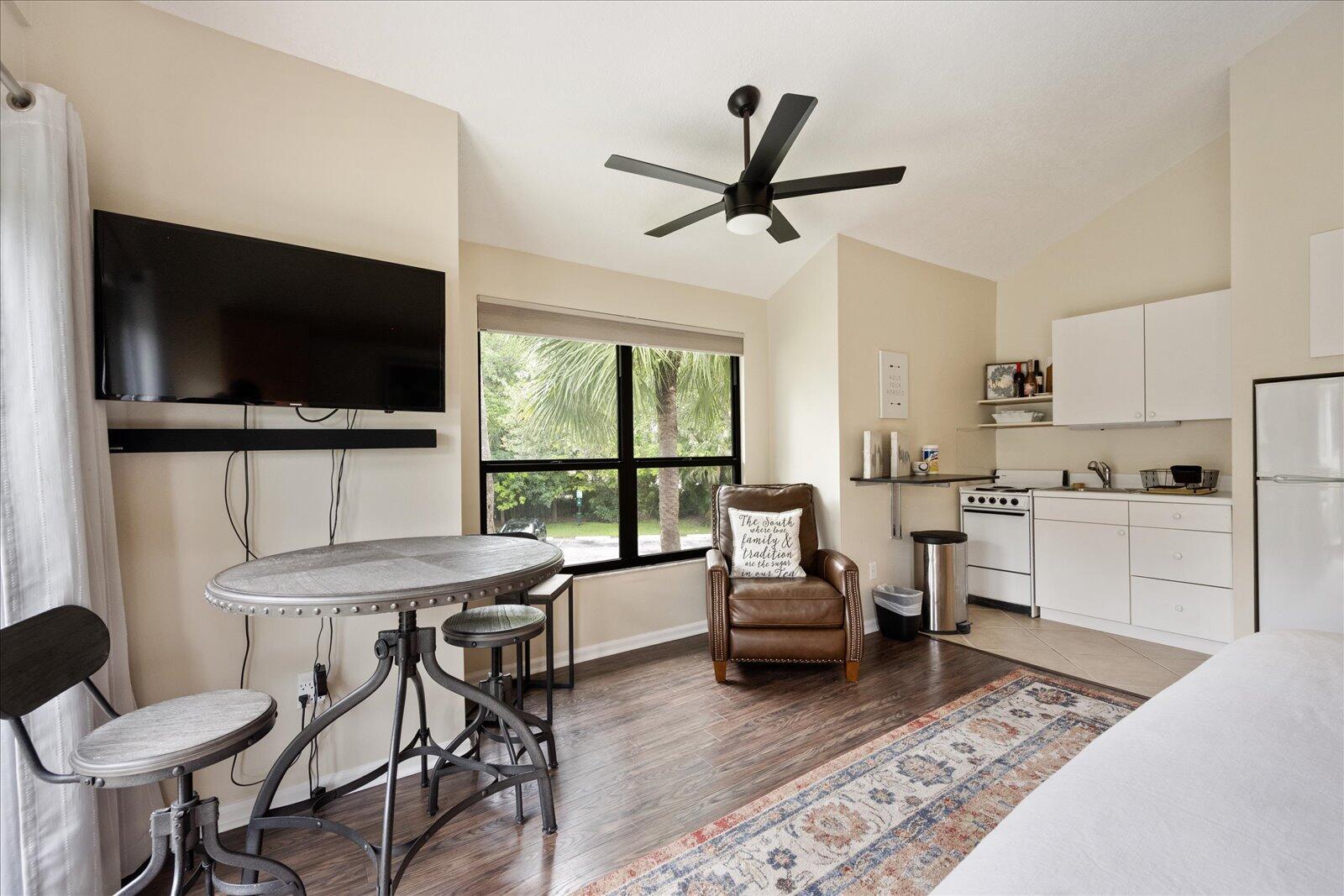 TENNIS LODGES 1 CONDO - Residential Lease